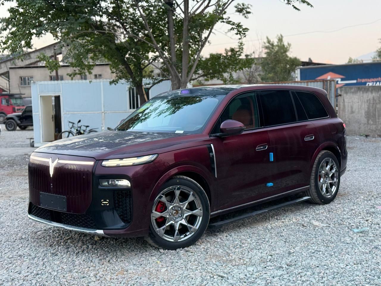 Voyah Taishan X8