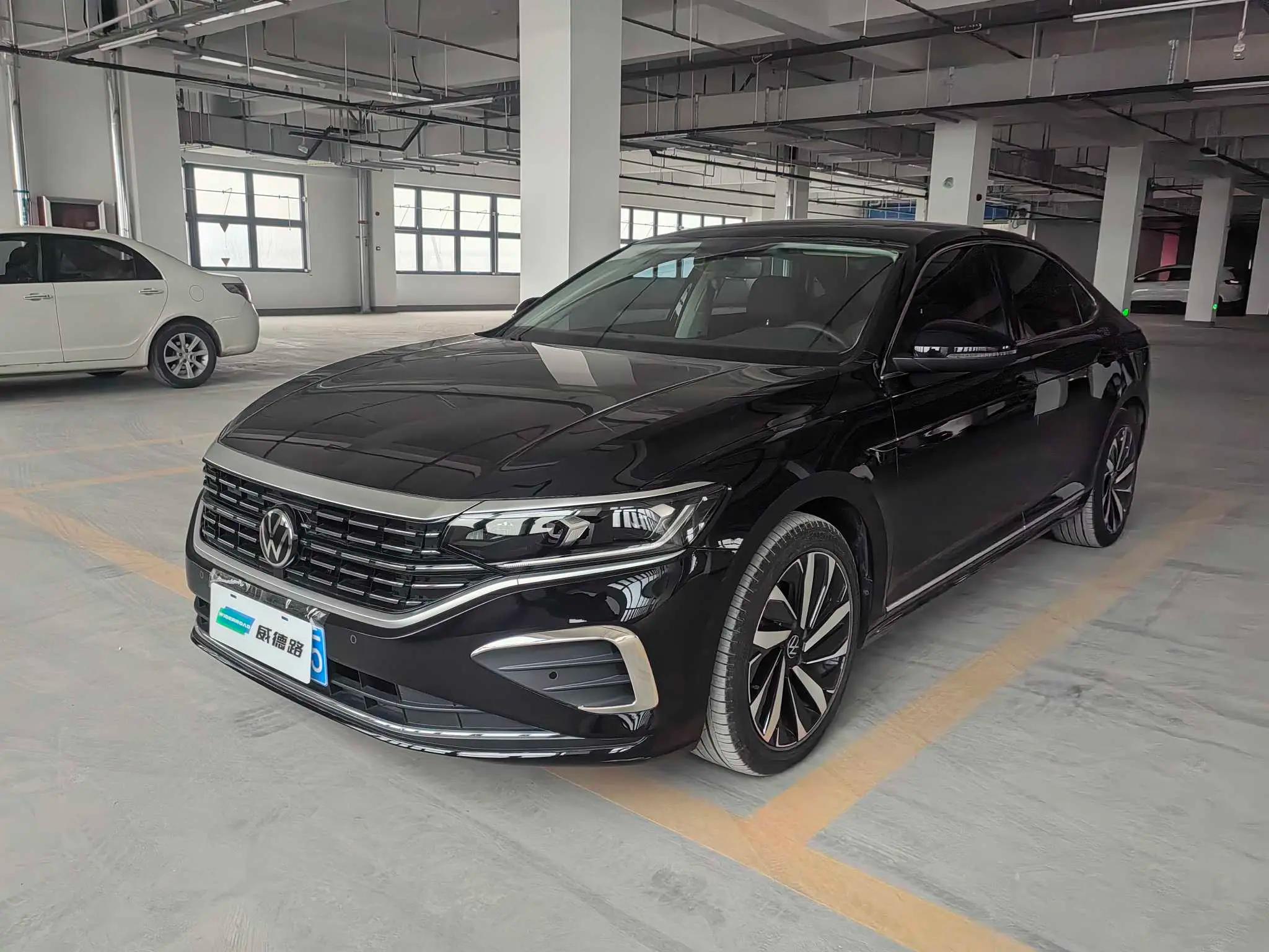 Volkswagen Passat 2024 г. 16168 км.