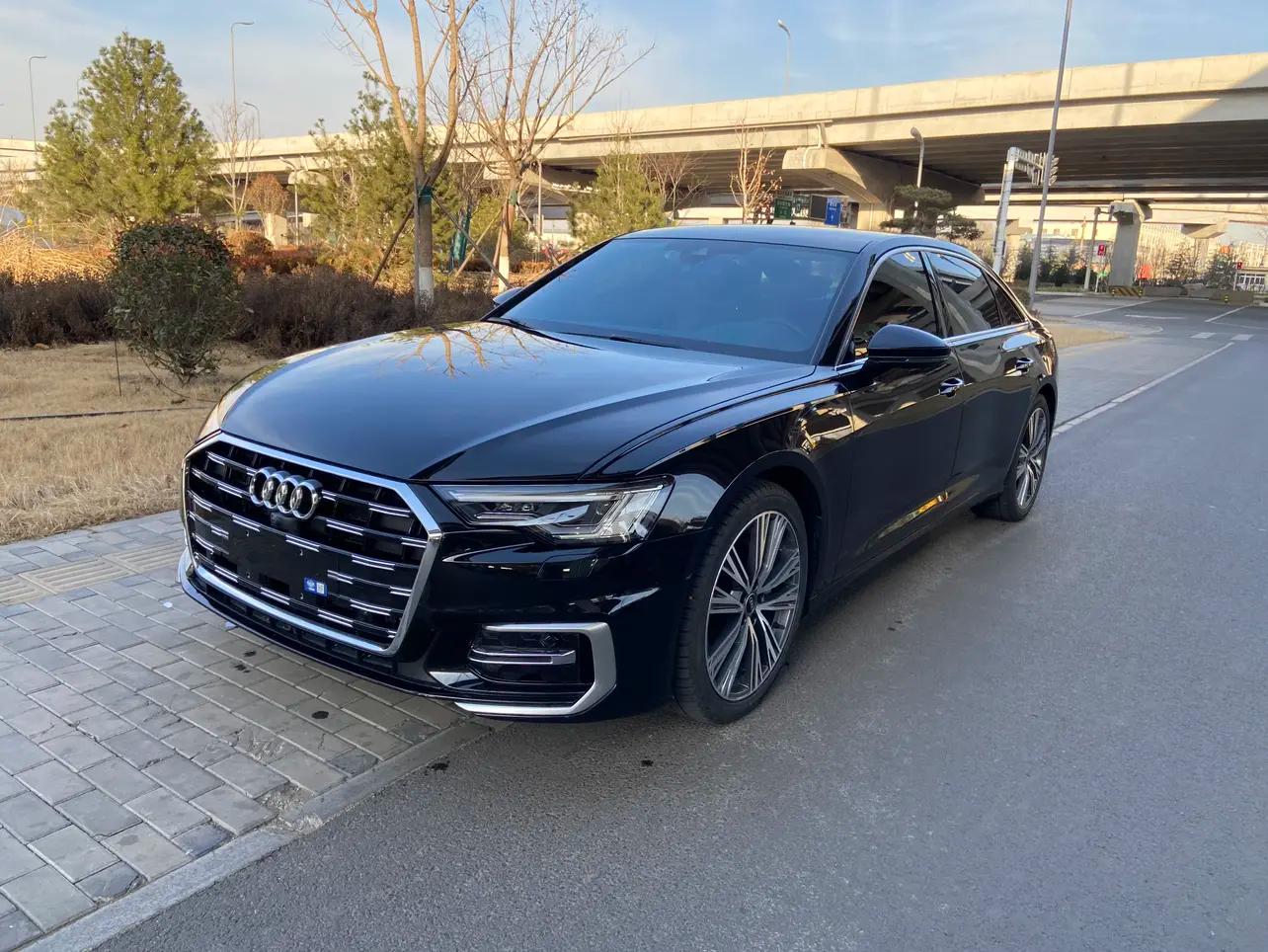 Audi A6L 2023 г. 63120 км.