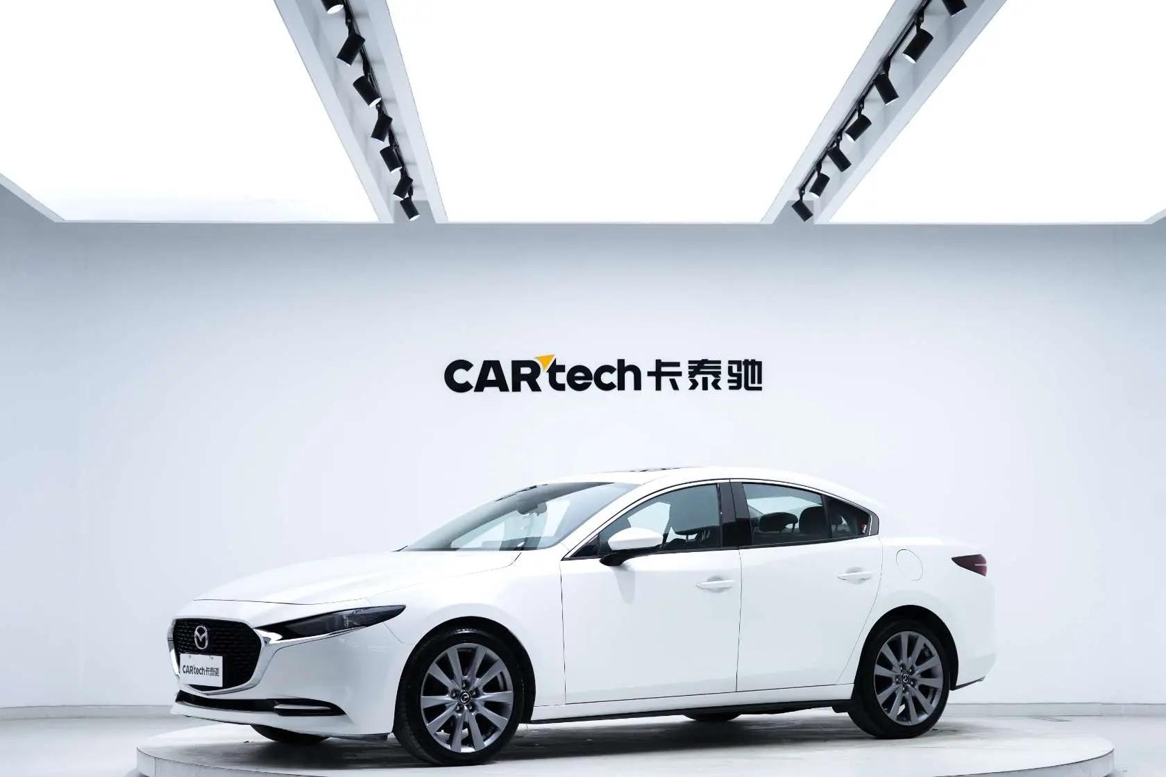 Mazda Axela 2021 г. 66846 км.