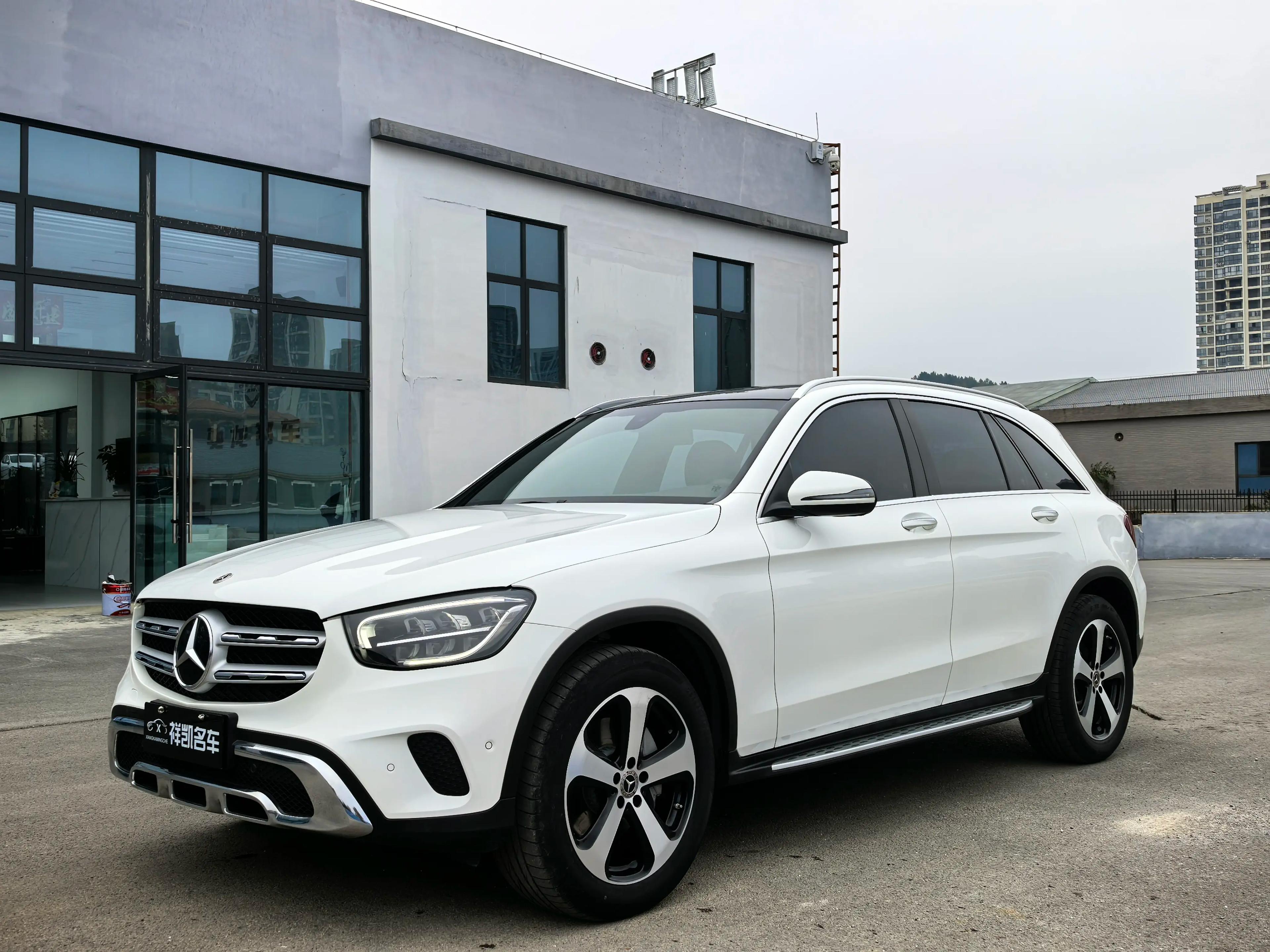 Mercedes-Benz GLC 2022 г. 33138 км.