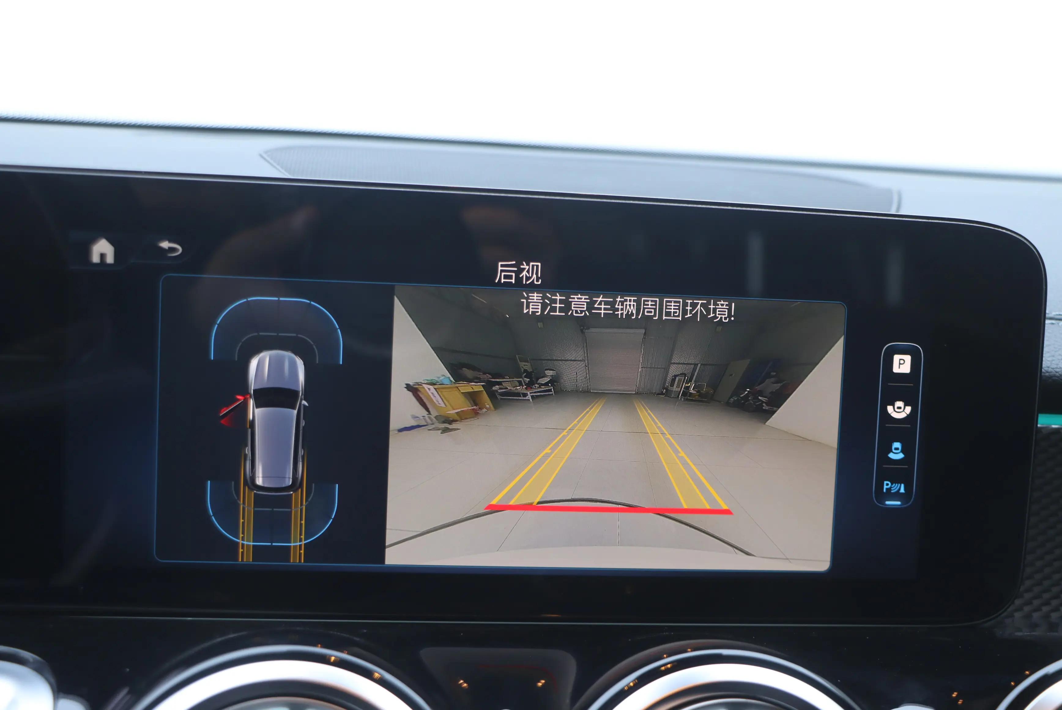 Mercedes-Benz GLB 2023 г. 24632 км.