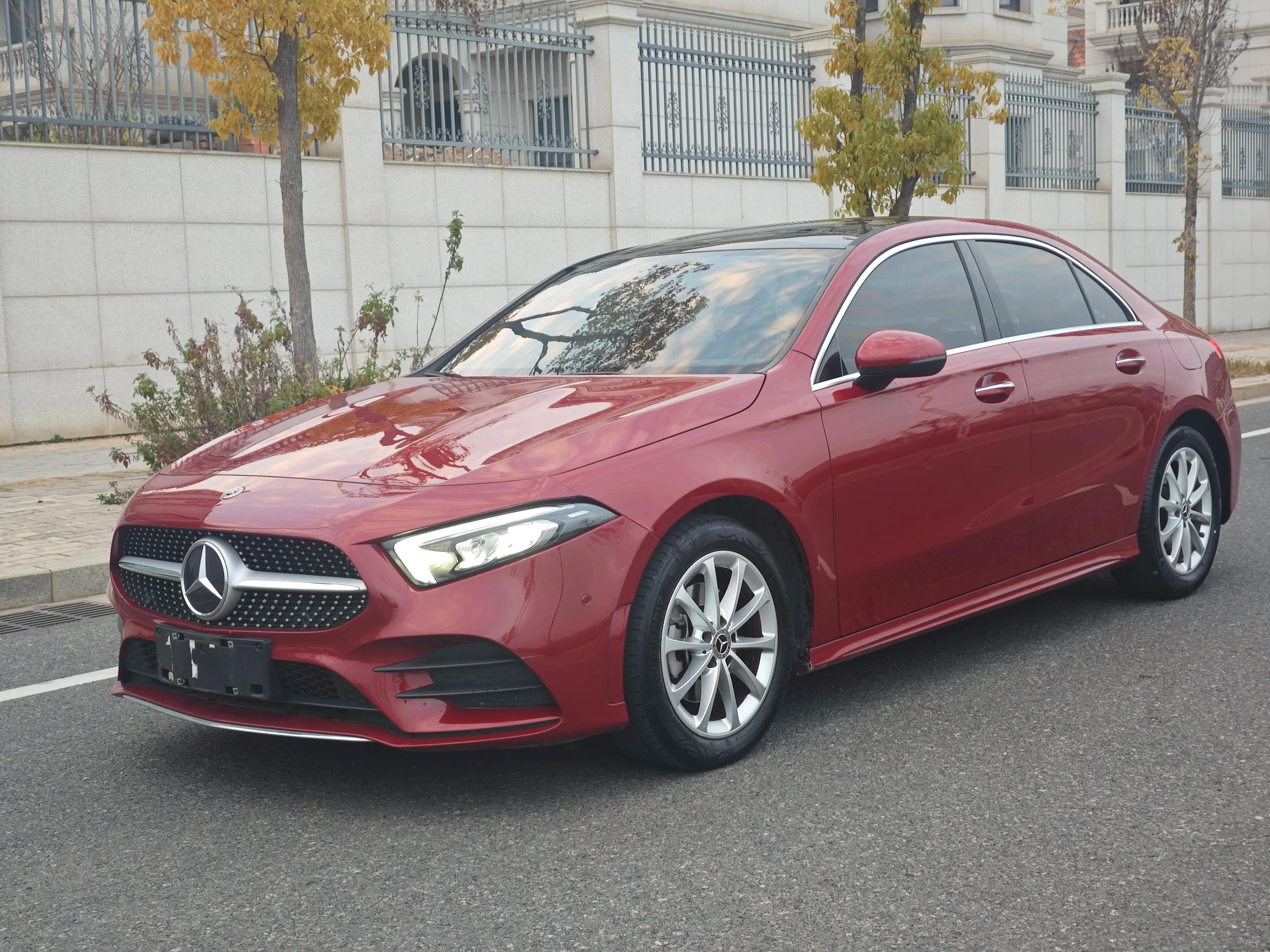 Mercedes-Benz Mercedes Benz A Class 2022 г. 38145 км.