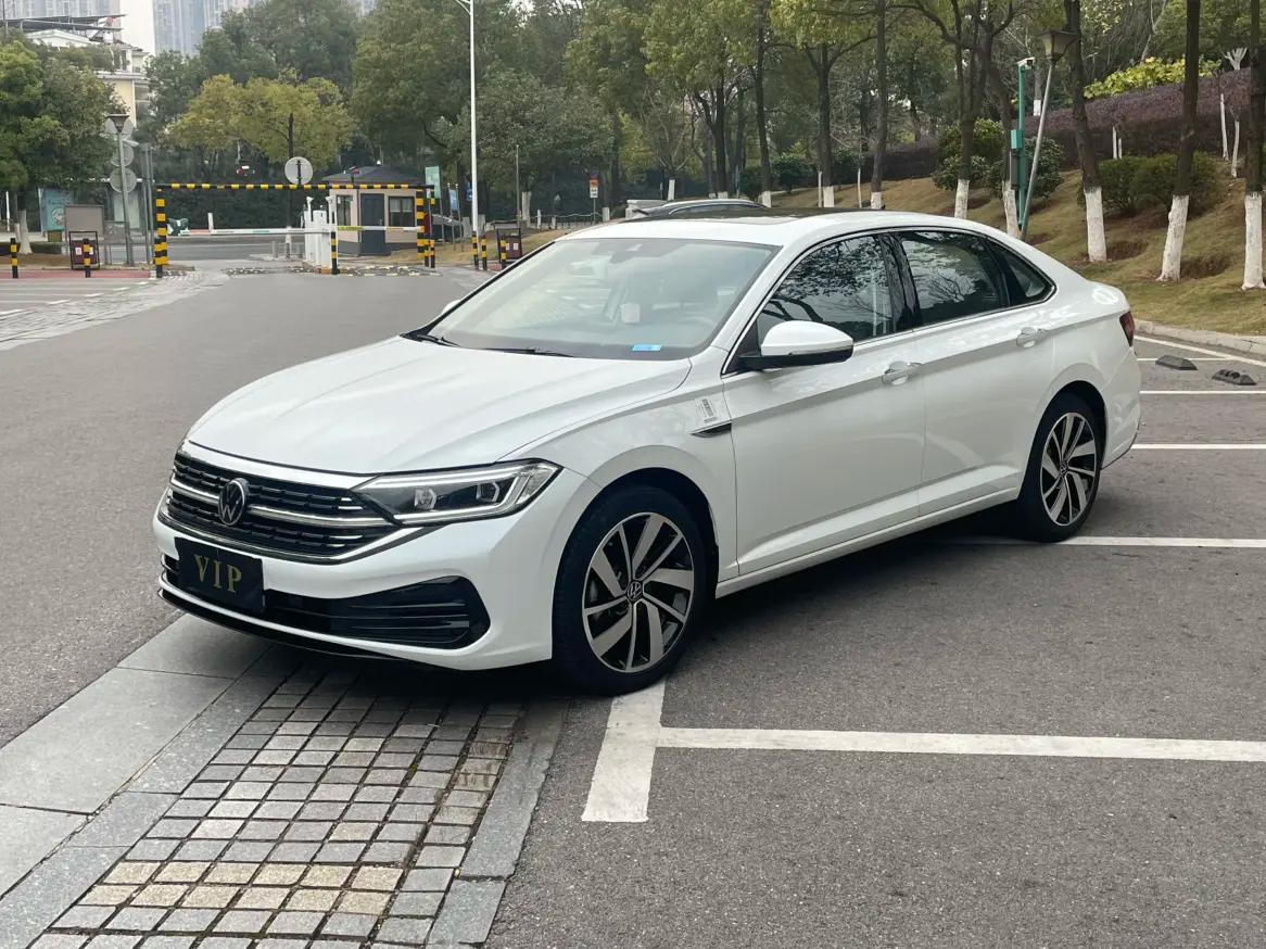 Volkswagen Sagitar 2023 г. 9144 км.