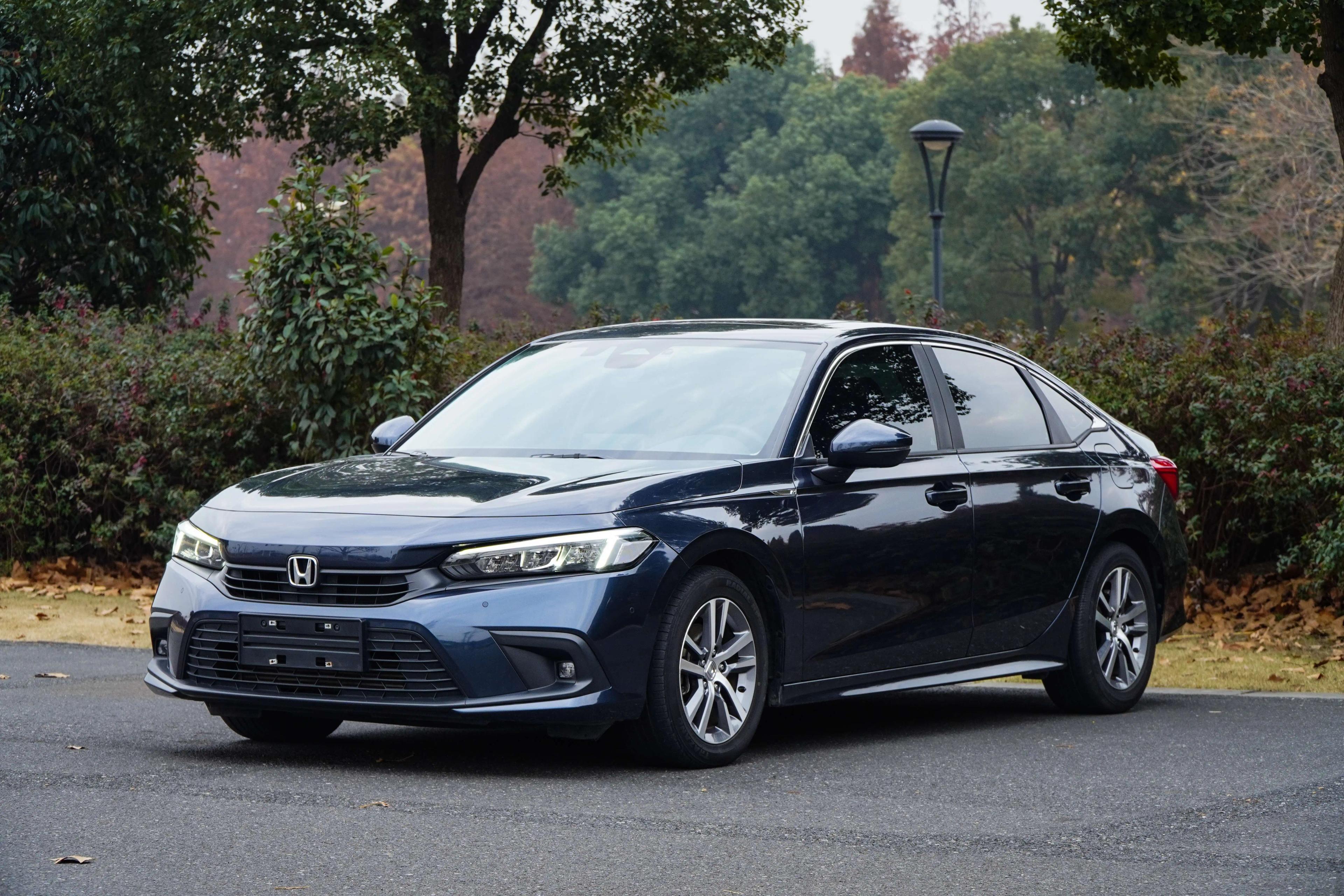 Honda Civic 2022 г. 75016 км.