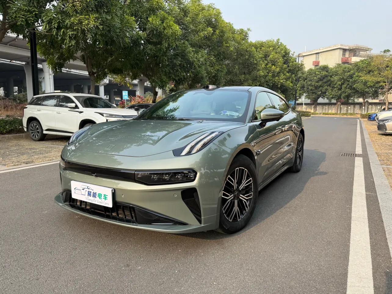 ZEEKR 001 2024 г. 5115 км.