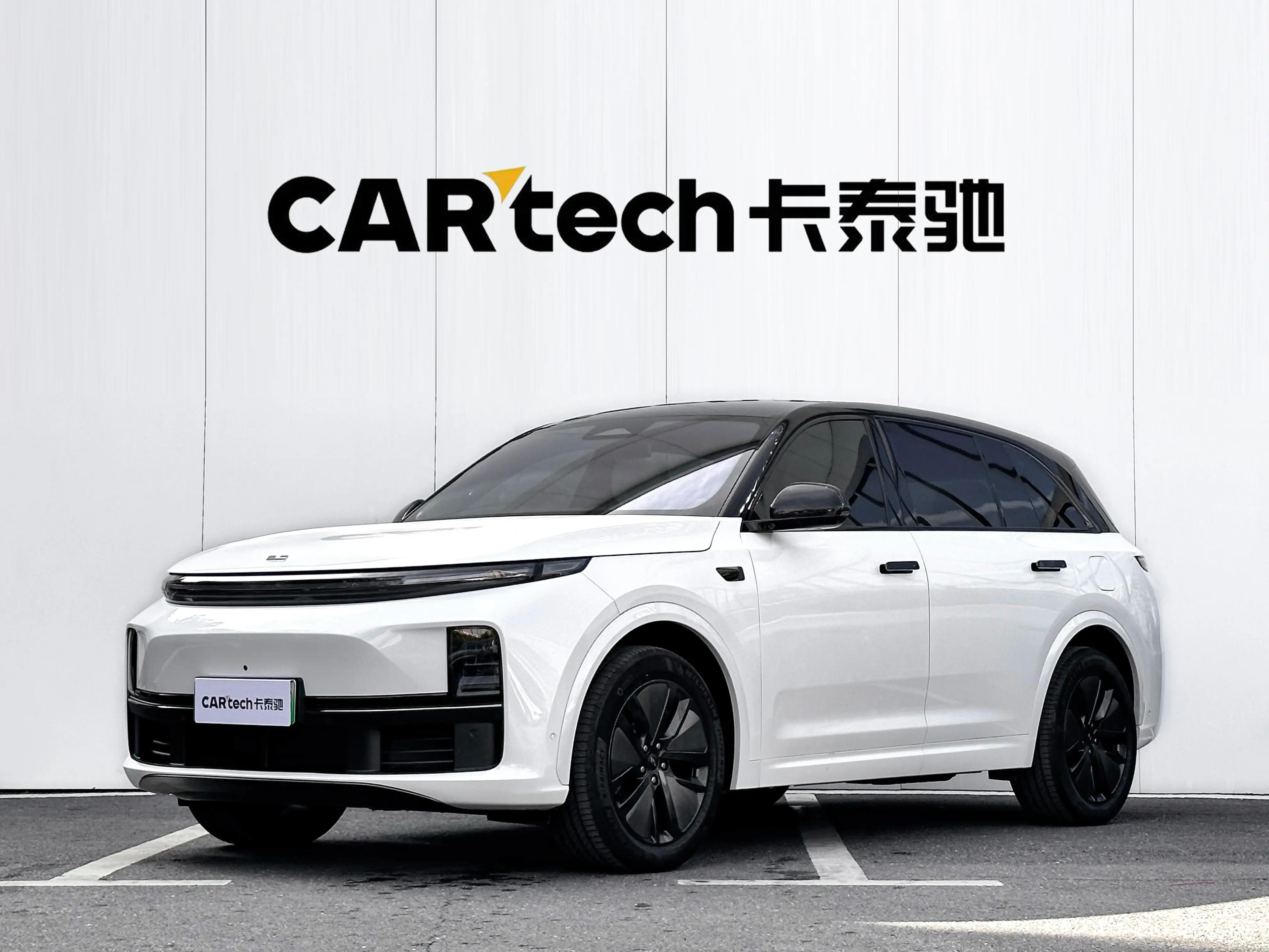 Lixiang L7 2024 г. 18119 км.