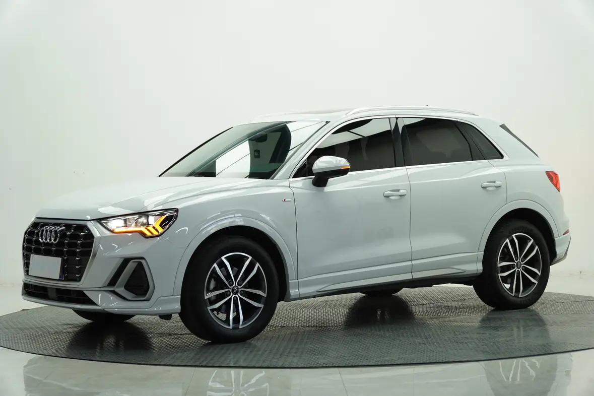 Audi Q3 2021 г. 54007 км.