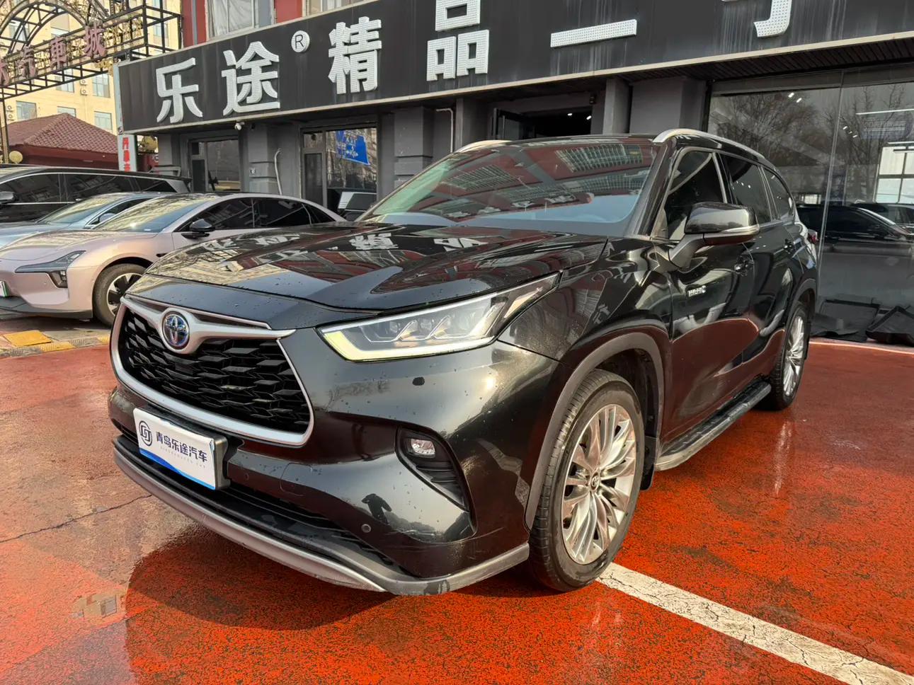 Toyota Highlander 2023 г. 77144 км.