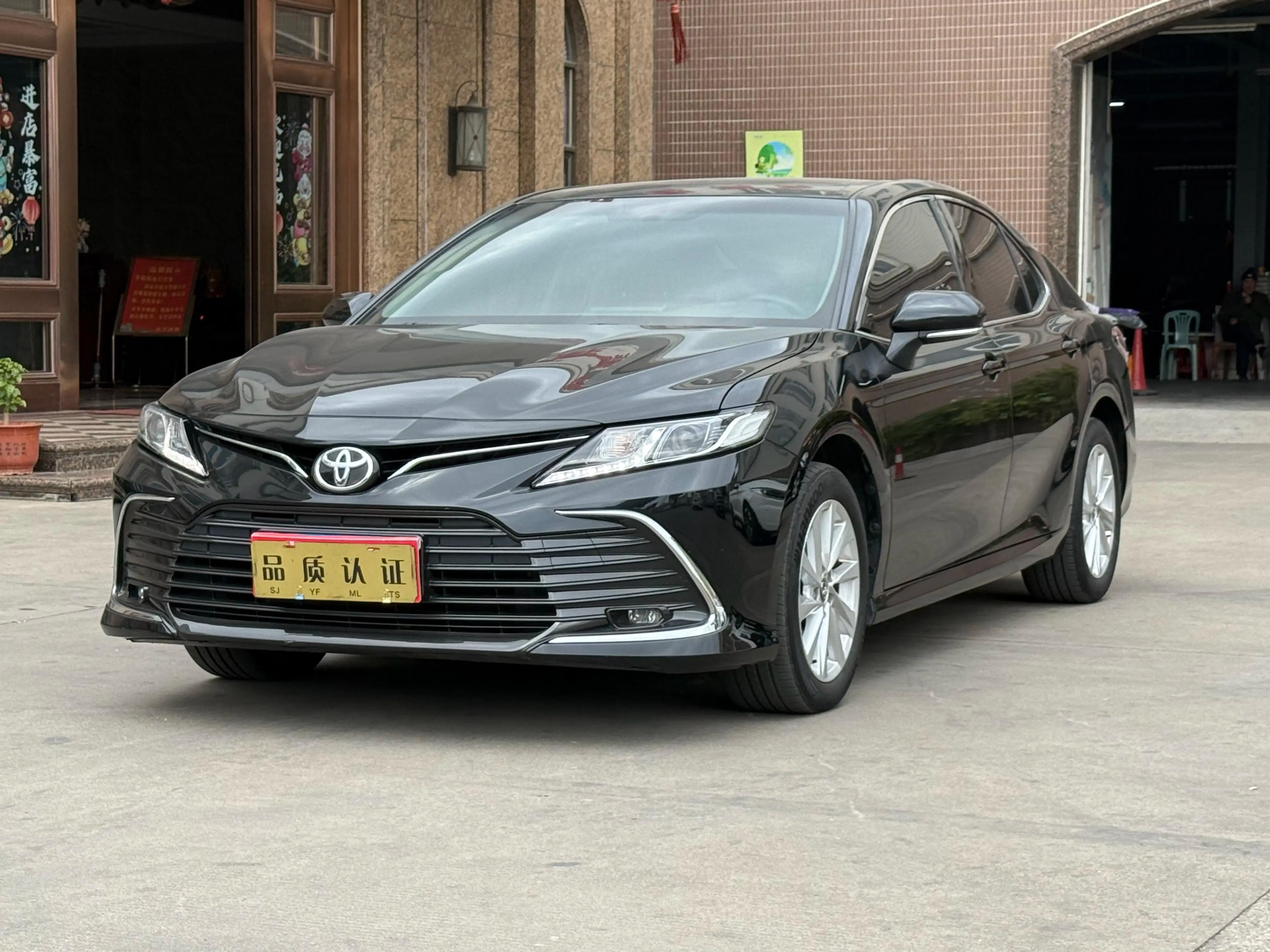 Toyota Camry 2023 г. 43121 км.