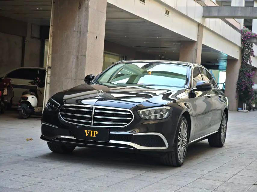 Mercedes-Benz E-Class 2023 г. 30007 км.