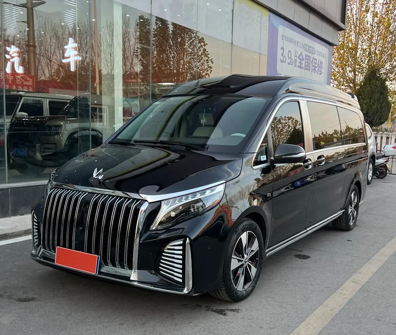 Mercedes-Benz Mercedes Benz V Class 2024 г. 12123 км.