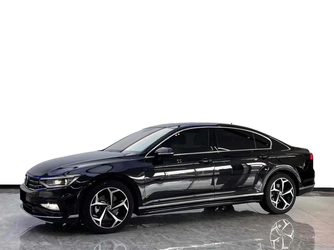 Volkswagen Magotan 2024 г. 53038 км.