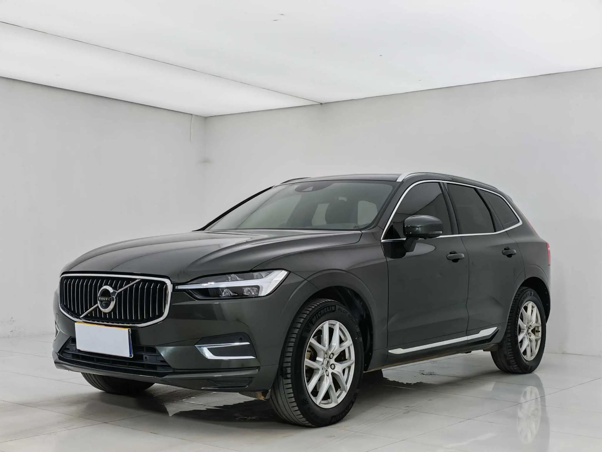 Volvo XC60 2021 г. 87101 км.