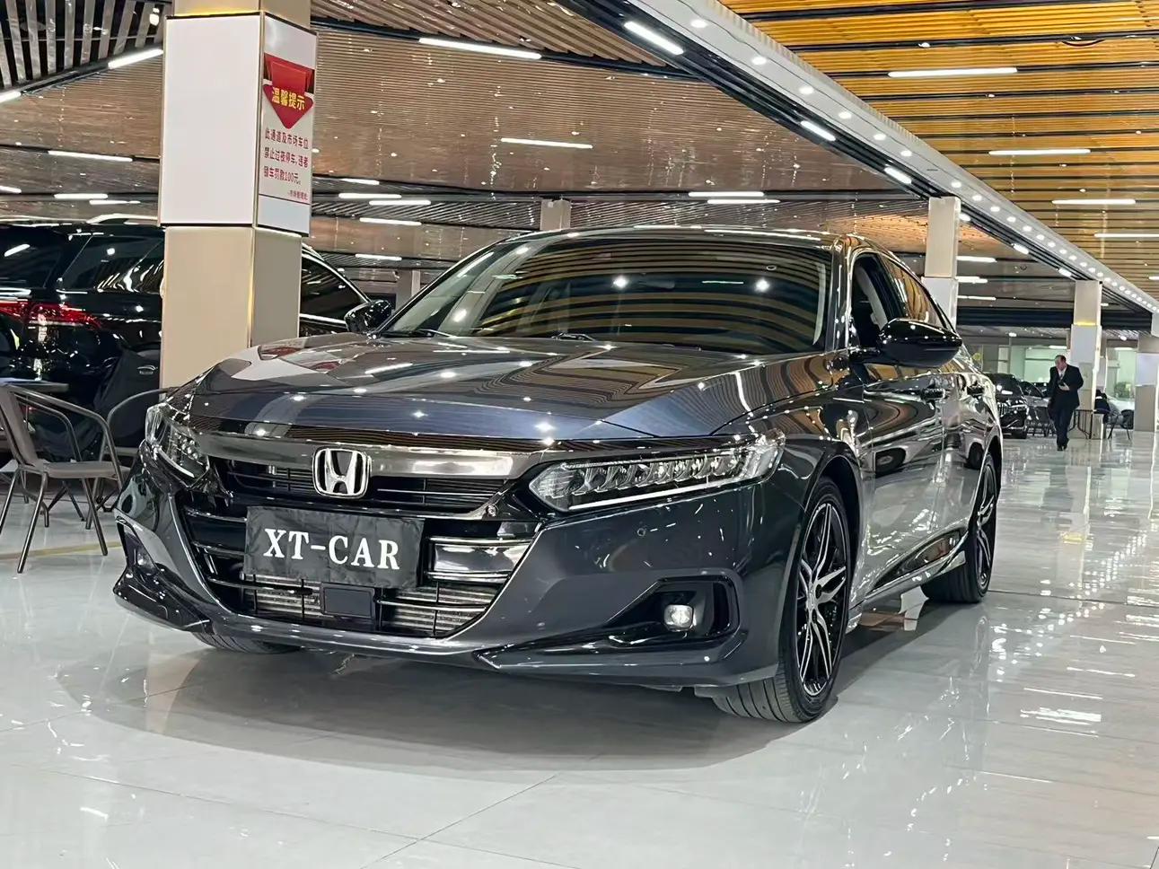 Honda Accord 2022 г. 70080 км.