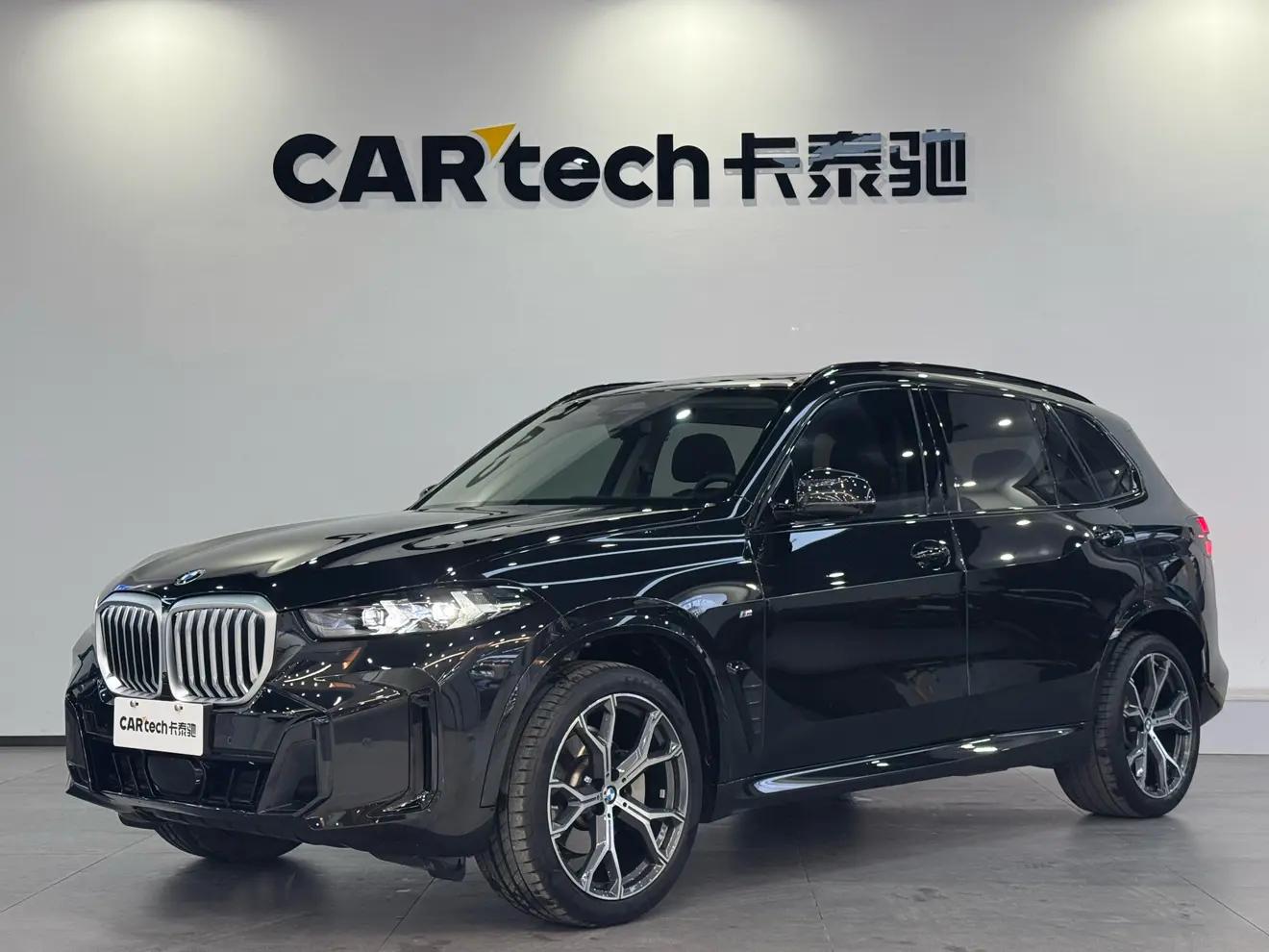 BMW X5 2023 г. 21079 км.