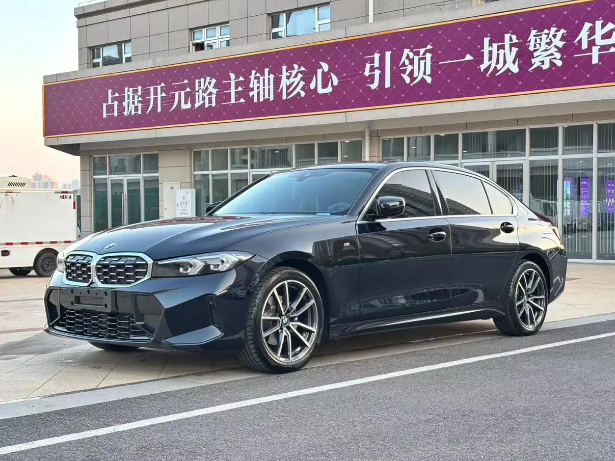 BMW 3 Series 2023 г. 58012 км.