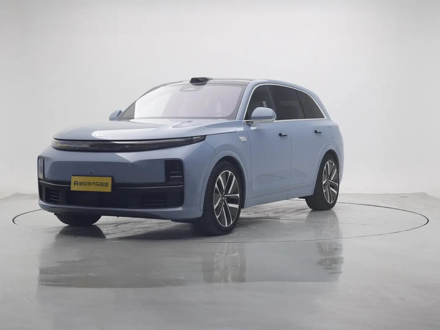 Lixiang L7 2024 г. 30209 км.