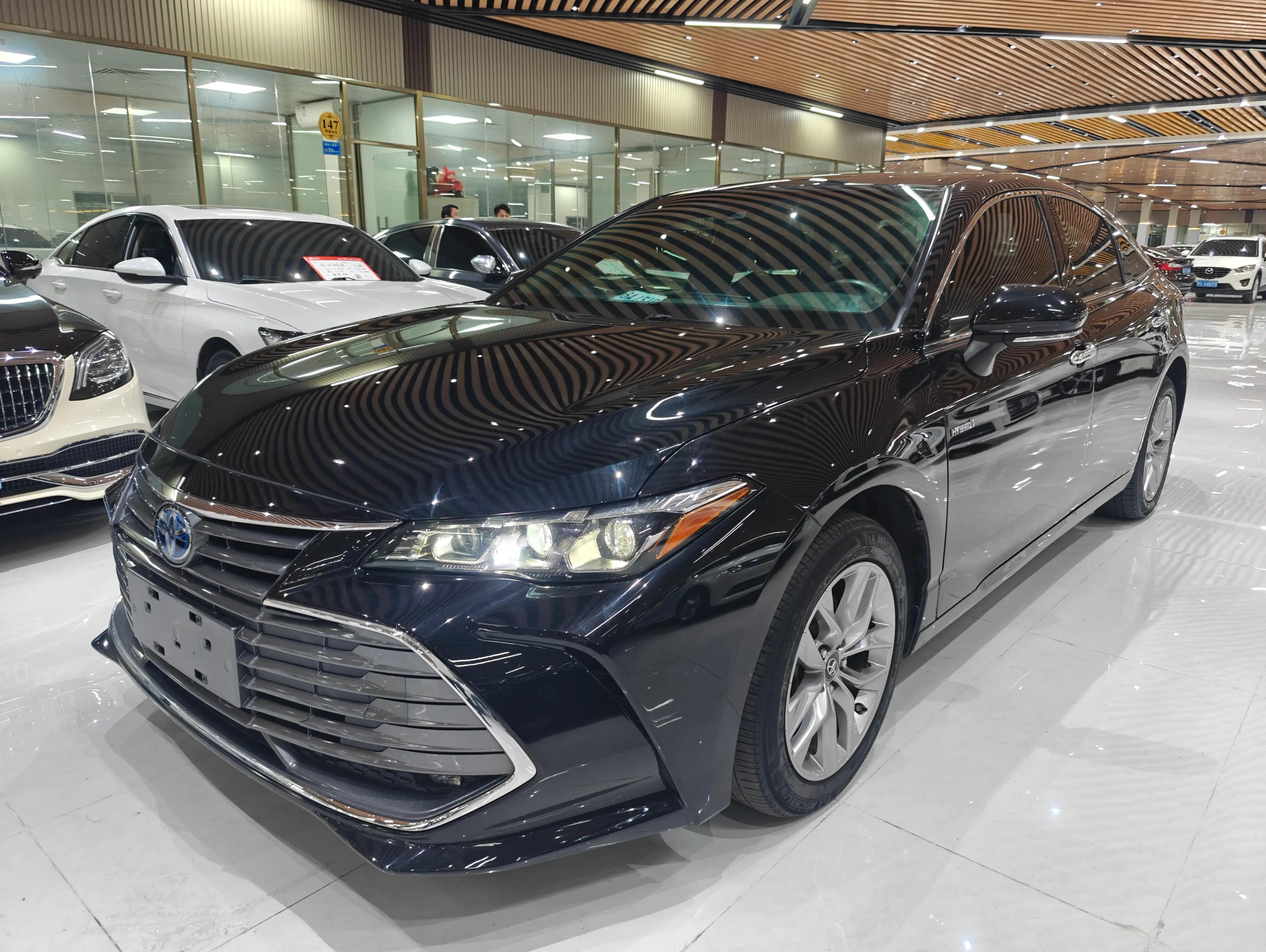 Toyota Avalon 2021 г. 68125 км.