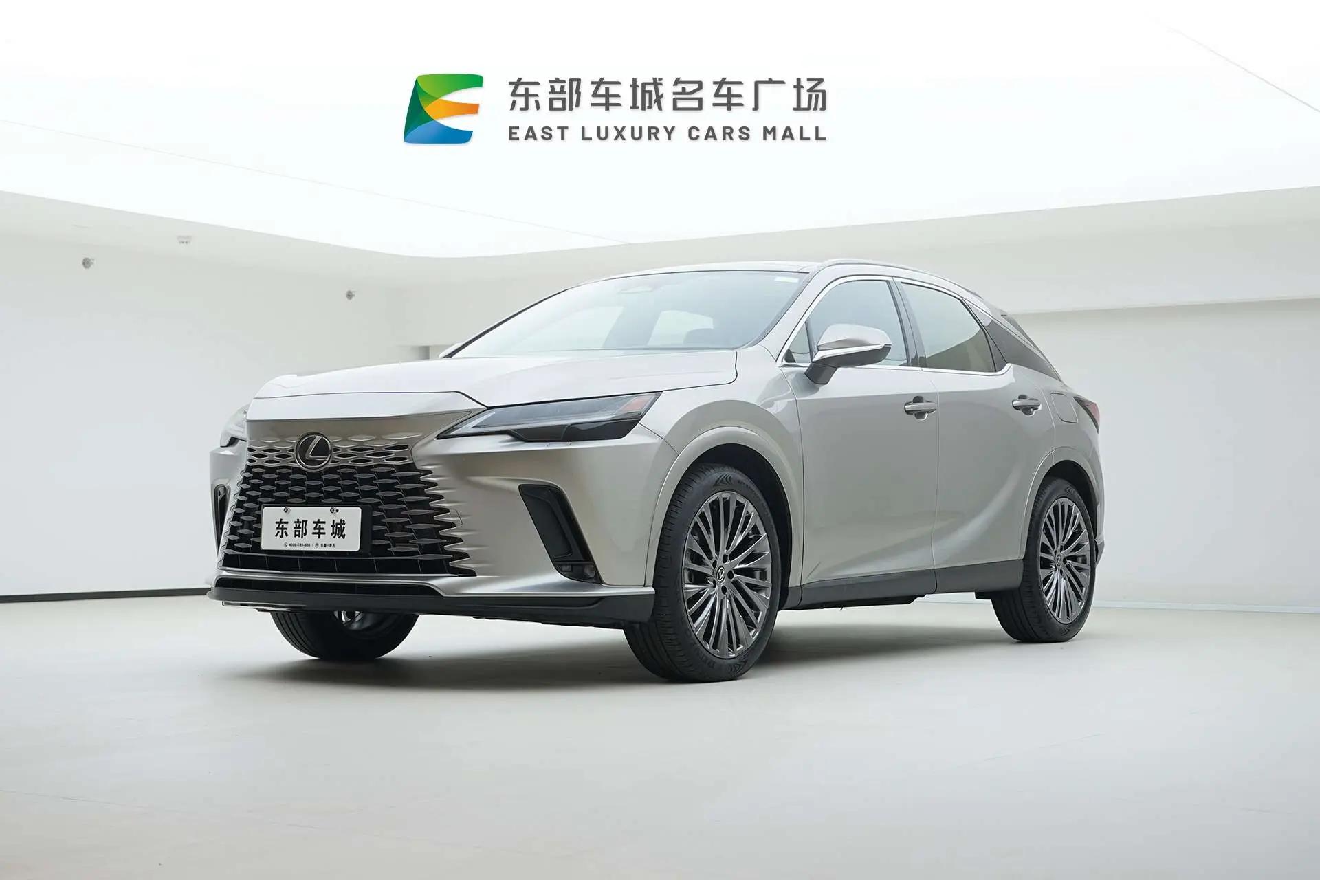 Lexus RX 2023 г. 25042 км.