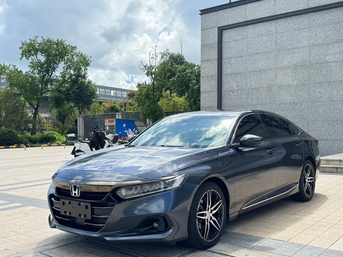 Honda Accord 2023 г. 20034 км.