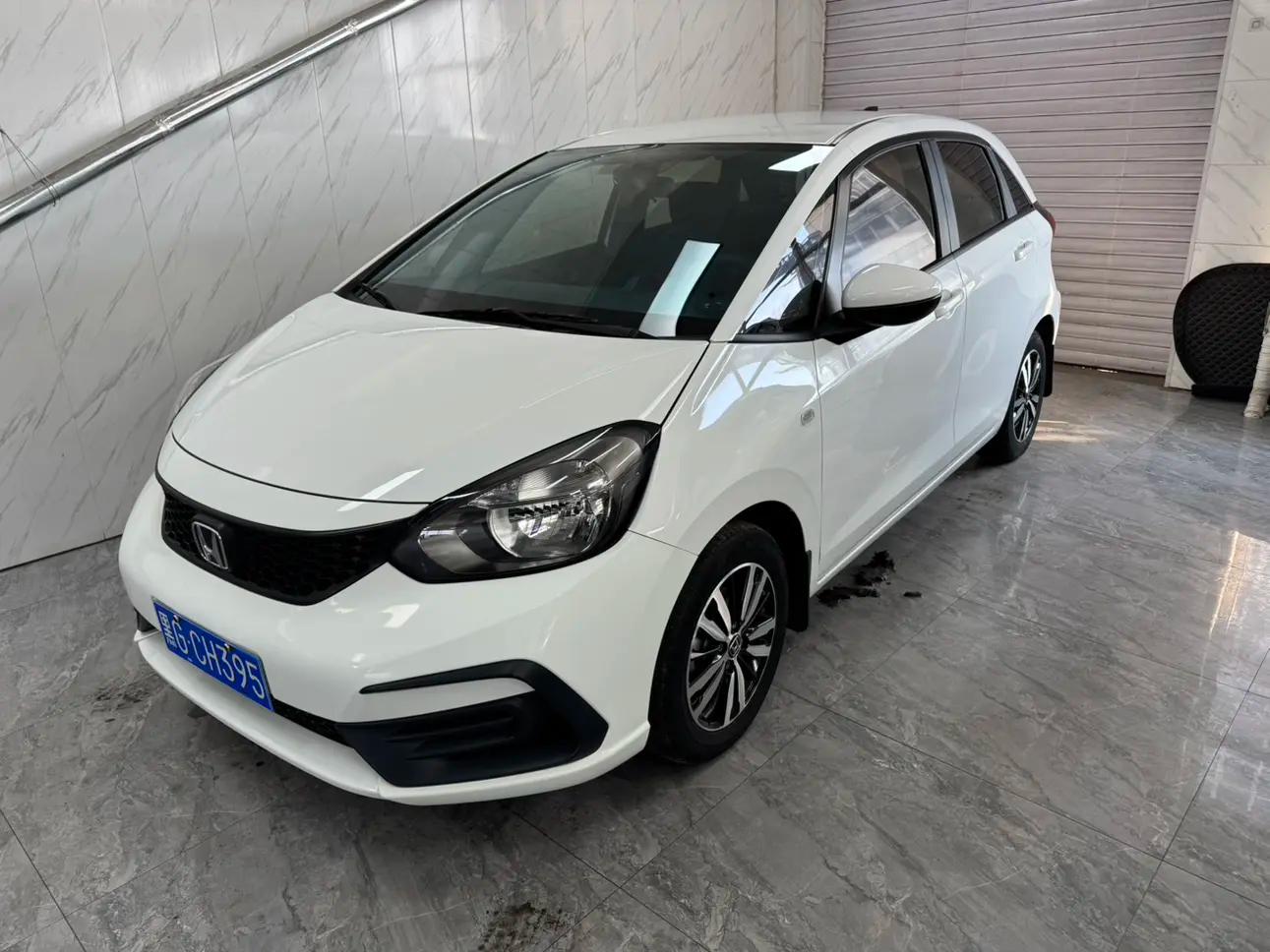 Honda Fit 2022 г. 24096 км.