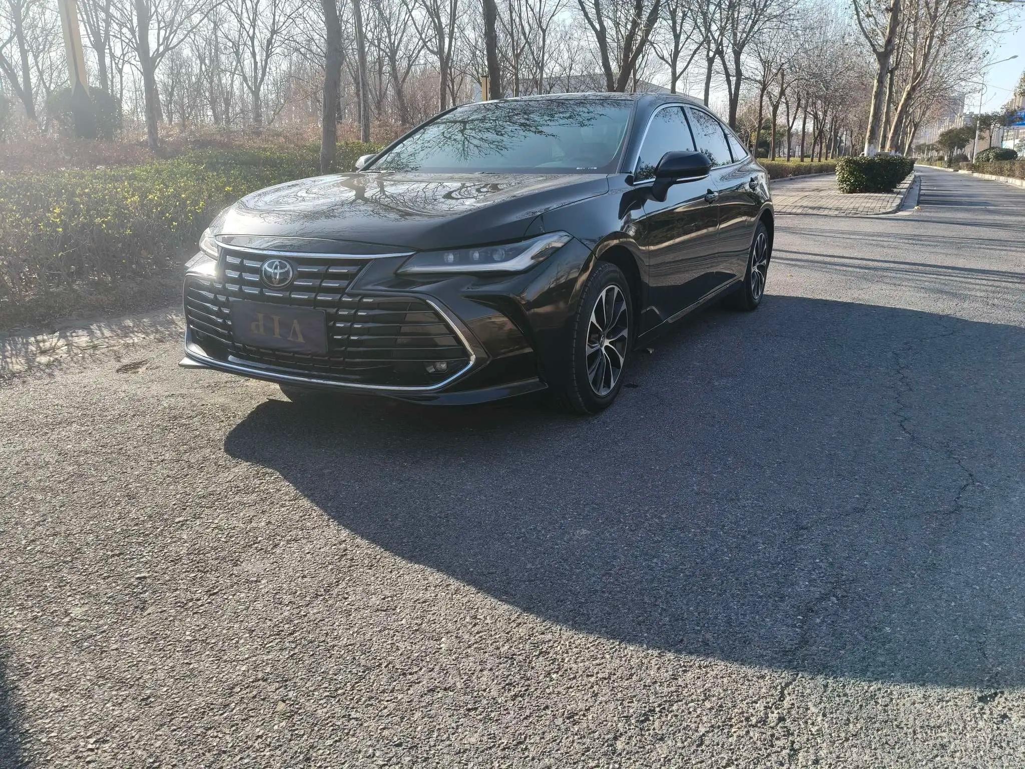 Toyota Avalon 2023 г. 80501 км.