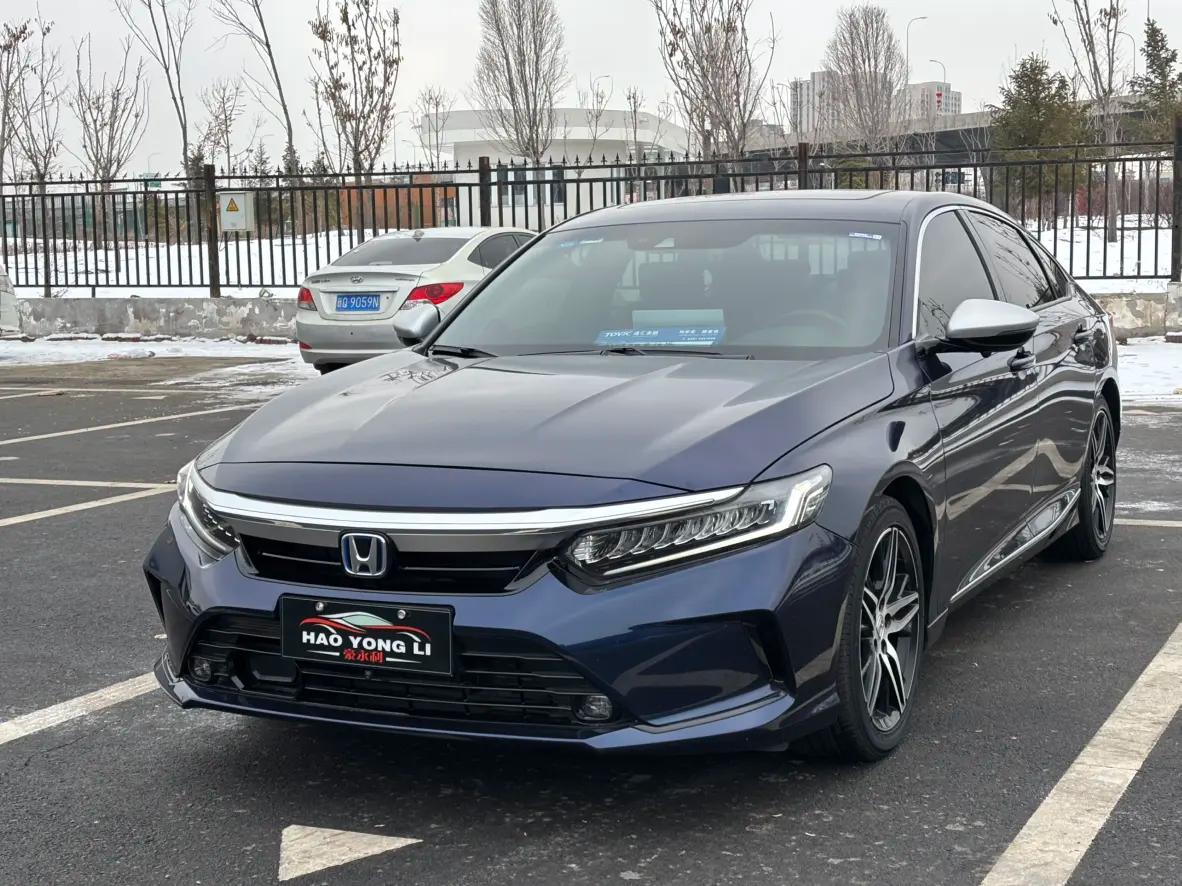 Honda Inspire 2023 г. 42102 км.