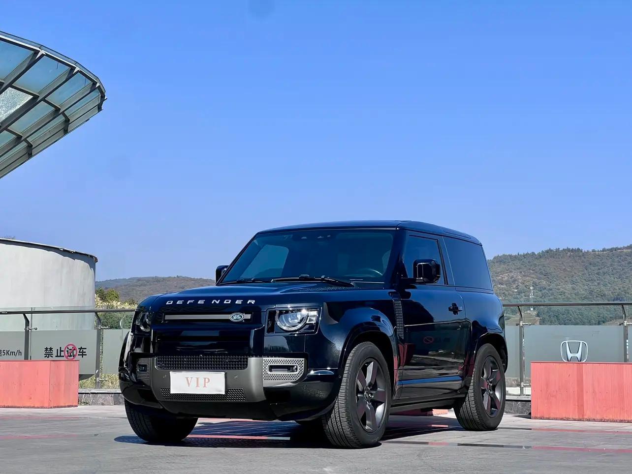 Land Rover Guard 2023 г. 27118 км.