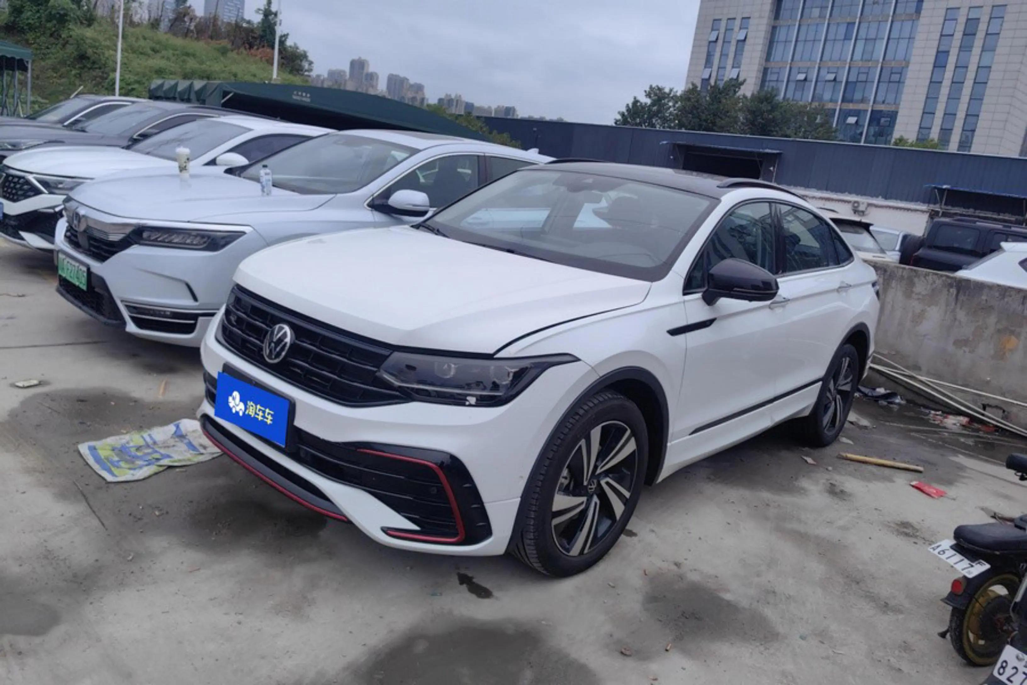 Volkswagen TiguanX 2022 г. 40931 км.