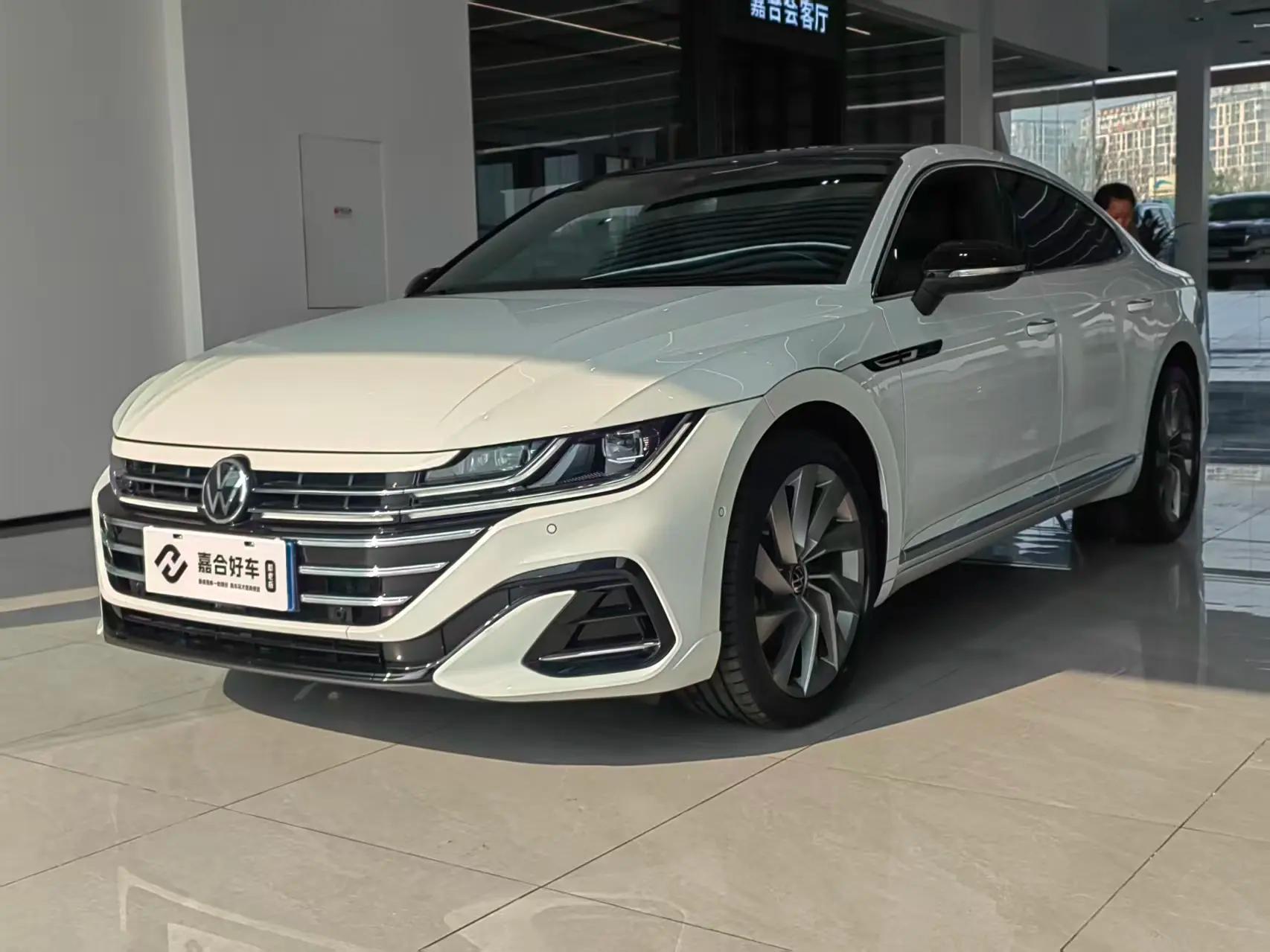 Volkswagen Arteon 2023 г. 17050 км.