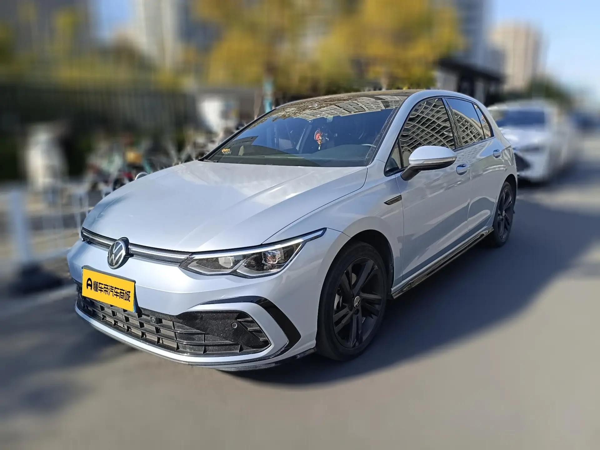 Volkswagen Golf 2021 г. 67100 км.