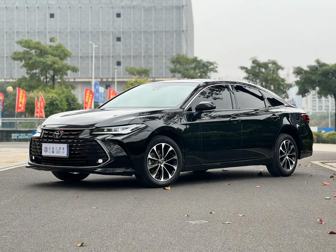 Toyota Avalon 2023 г. 45623 км.