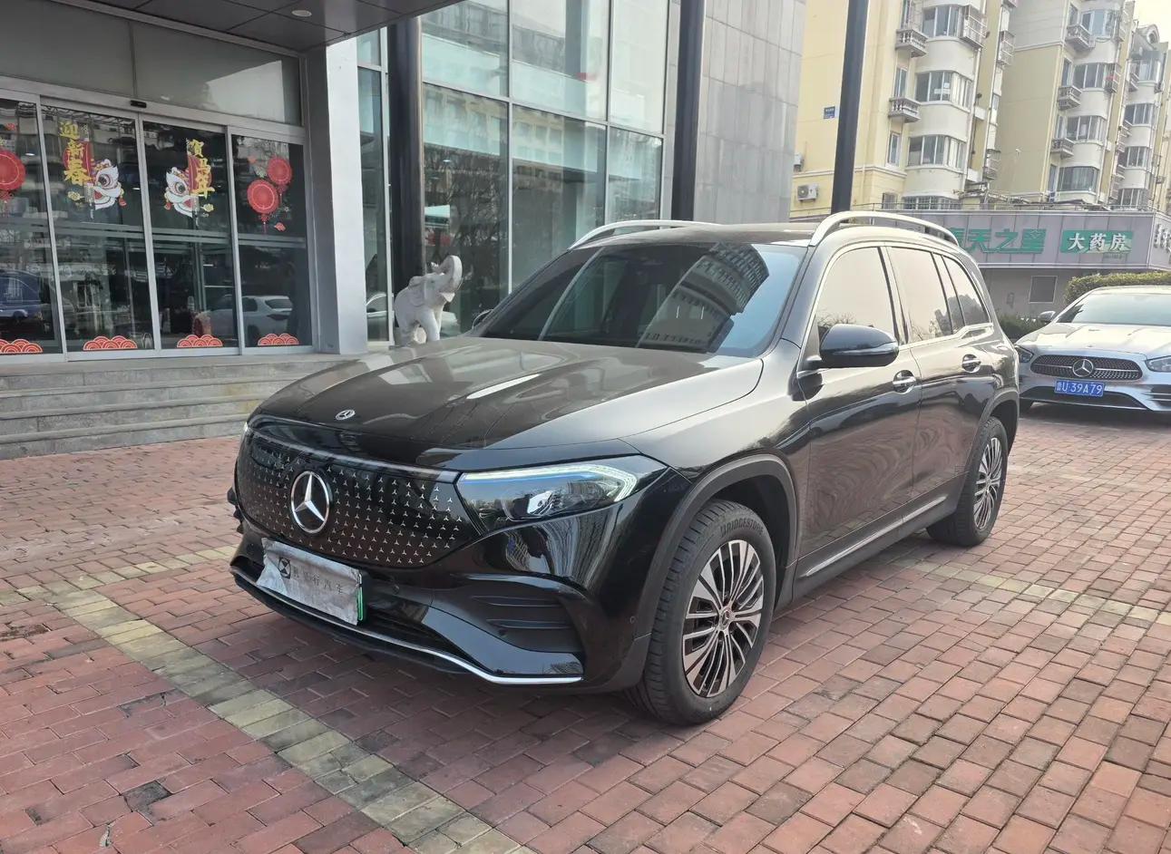 Mercedes-Benz EQB 2025 г. 19741 км.