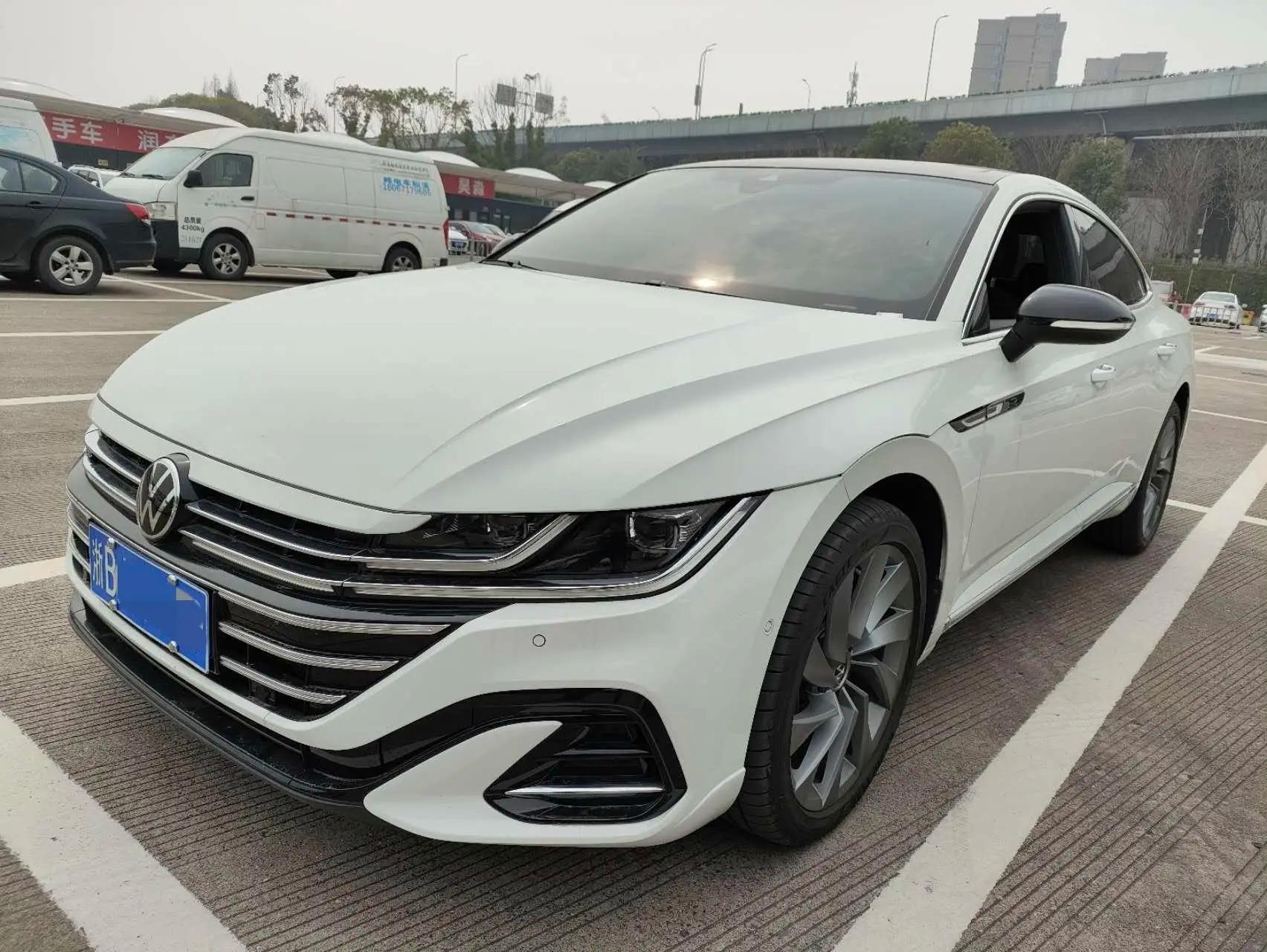 Volkswagen Arteon 2023 г. 16090 км.