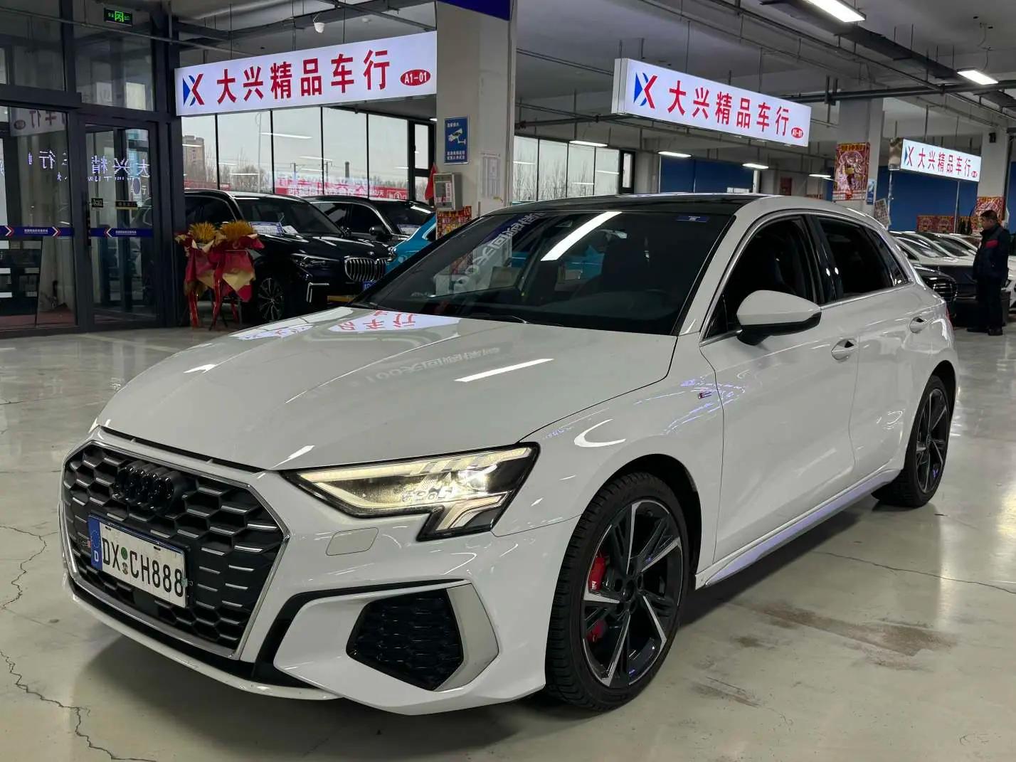 Audi A3 2023 г. 45122 км.