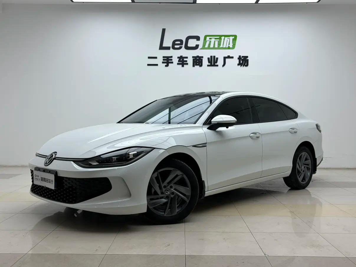 Volkswagen Lamando 2024 г. 27109 км.