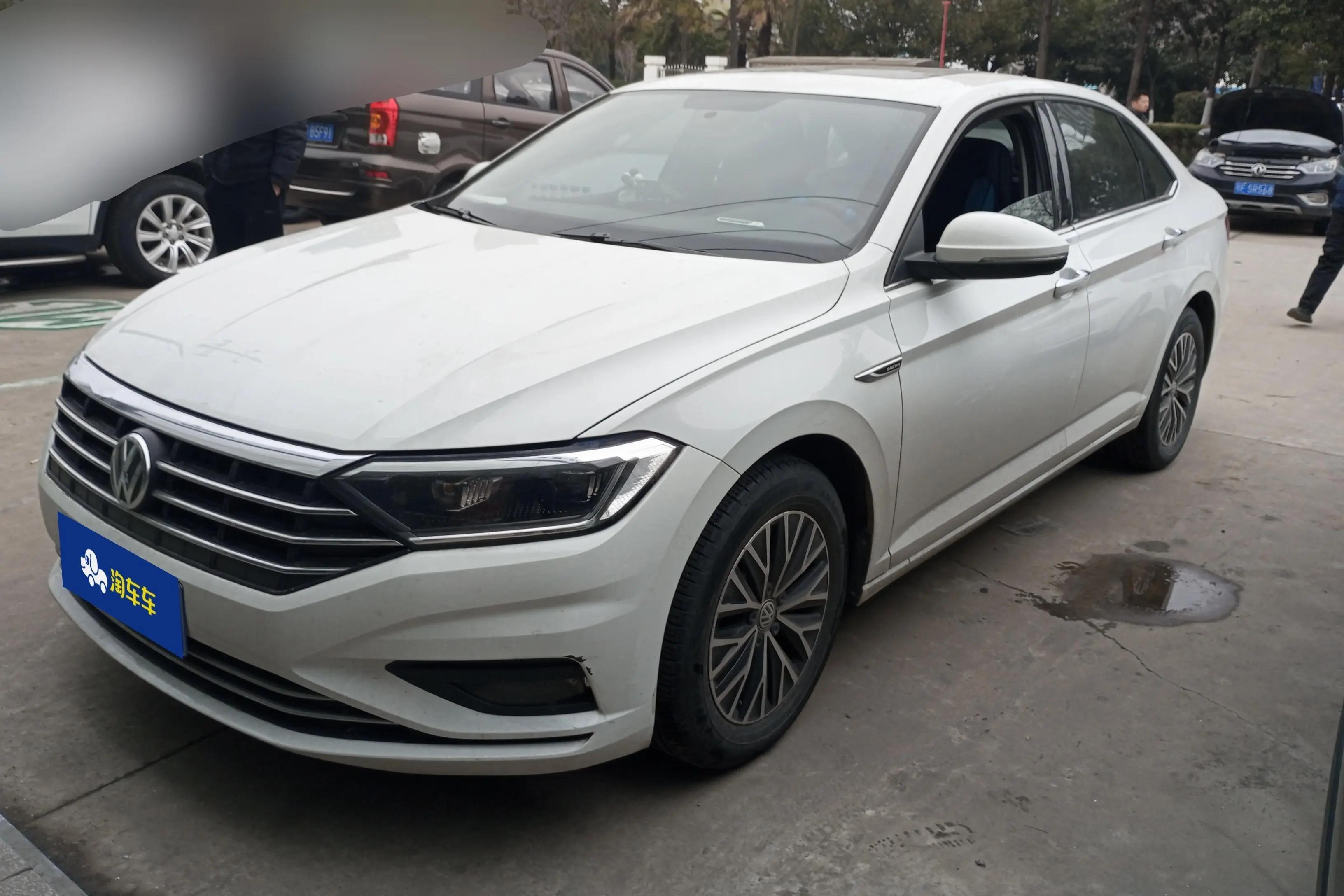 Volkswagen Sagitar 2021 г. 47814 км.