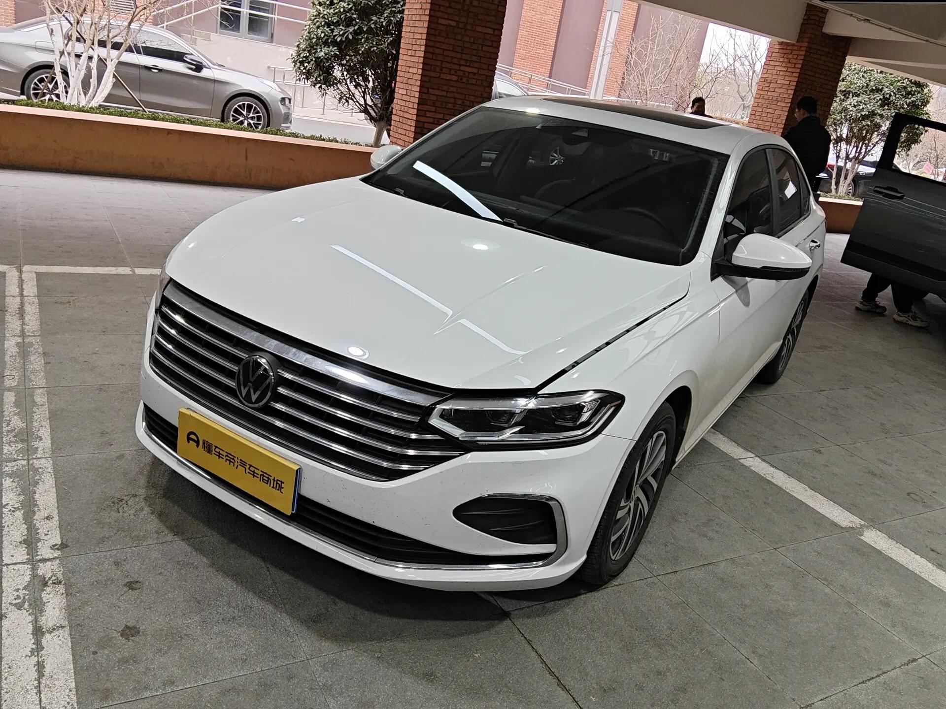 Volkswagen Lavida 2023 г. 105379 км.