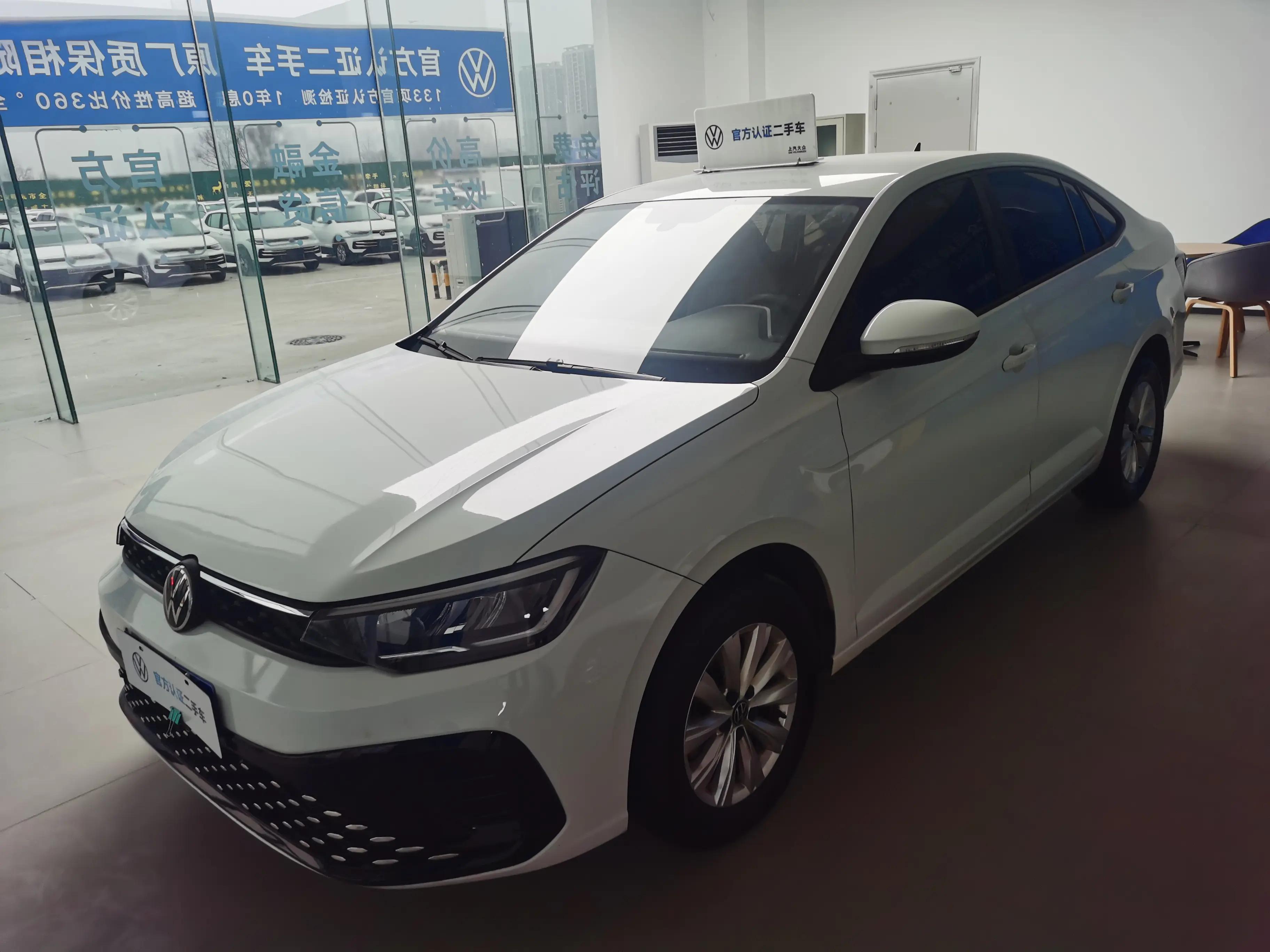 Volkswagen Lavida 2023 г. 86880 км.