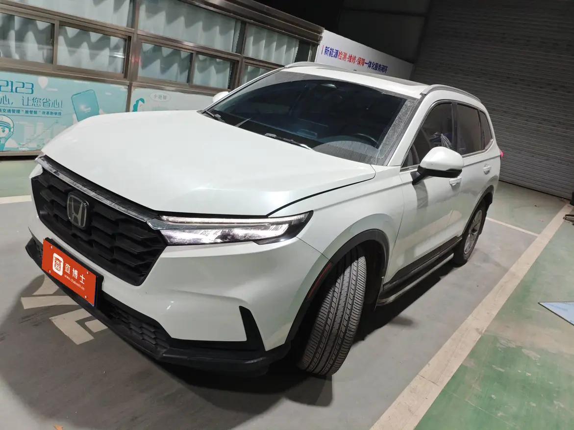 Honda CR-V 2024 г. 27049 км.