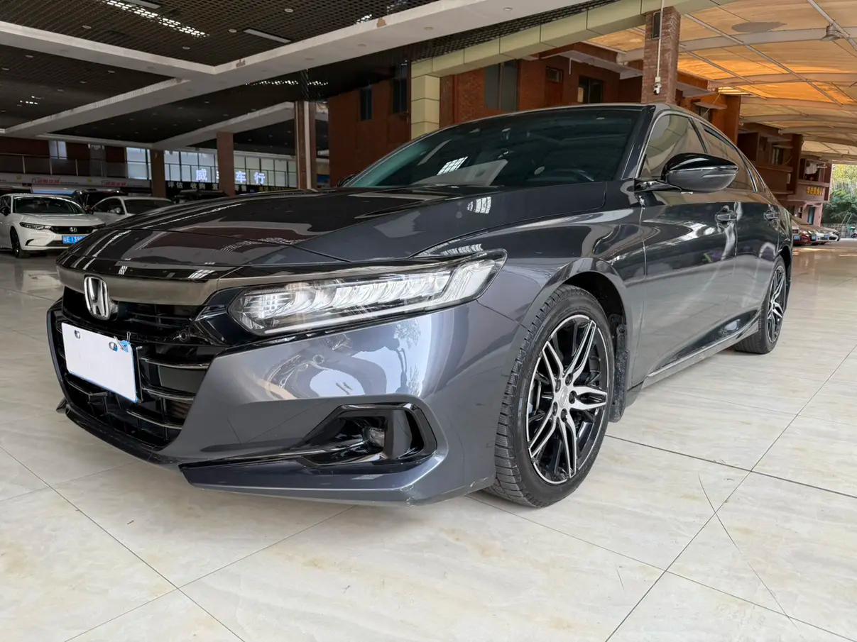 Honda Accord 2022 г. 60023 км.
