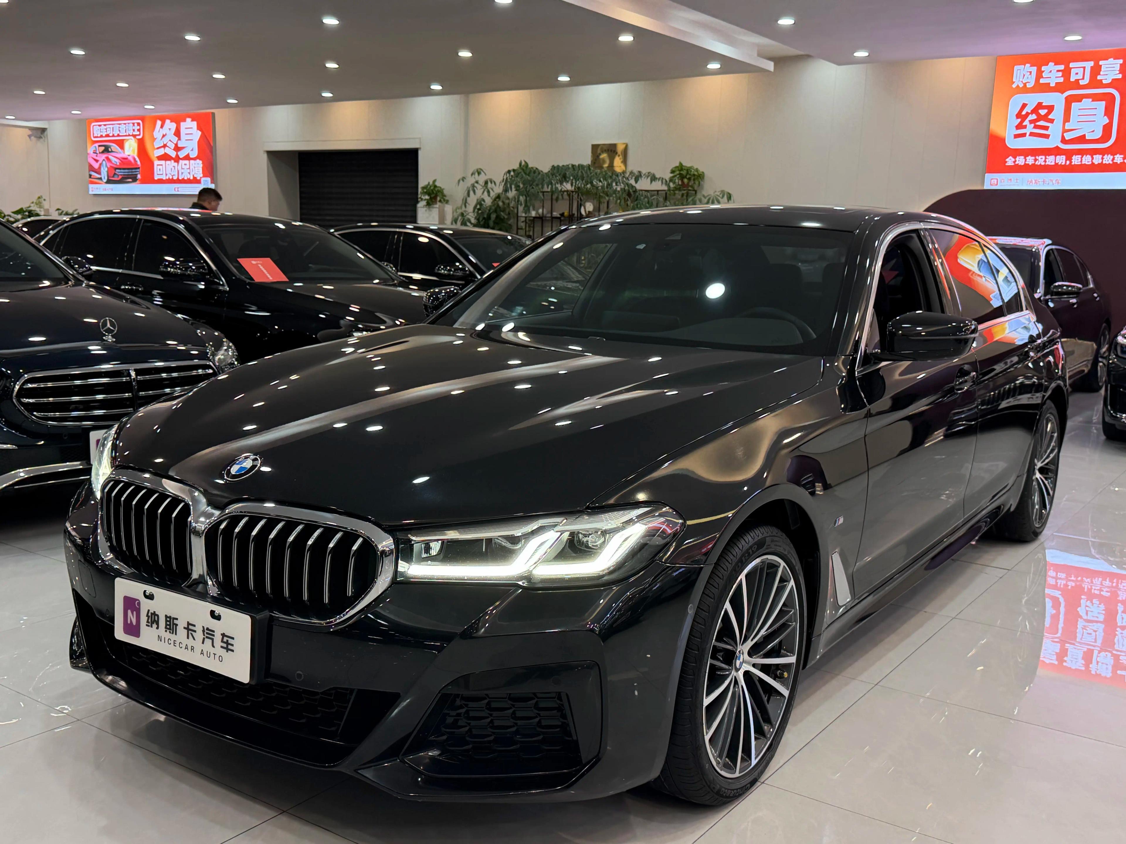 BMW 5 Series 2022 г. 72473 км.