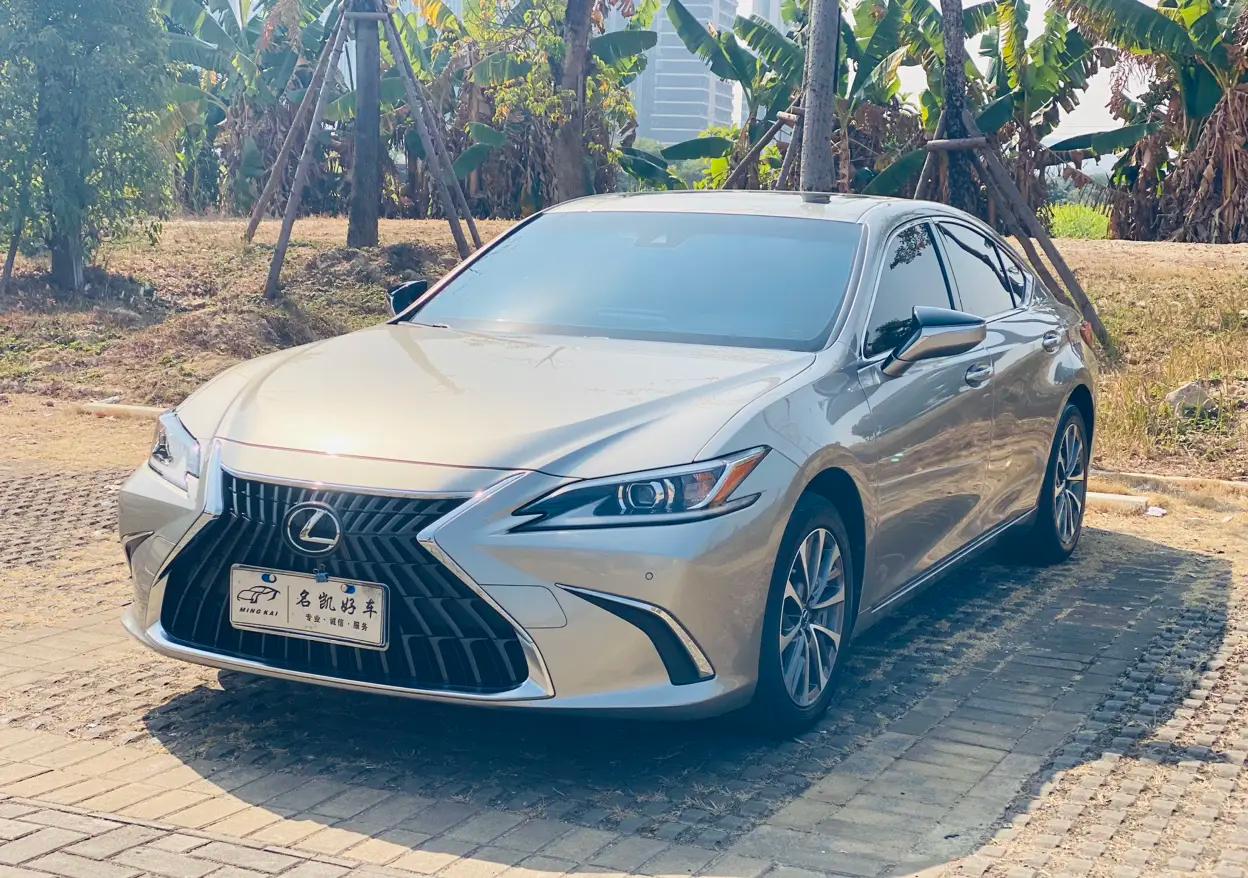 Lexus ES 2022 г. 56036 км.