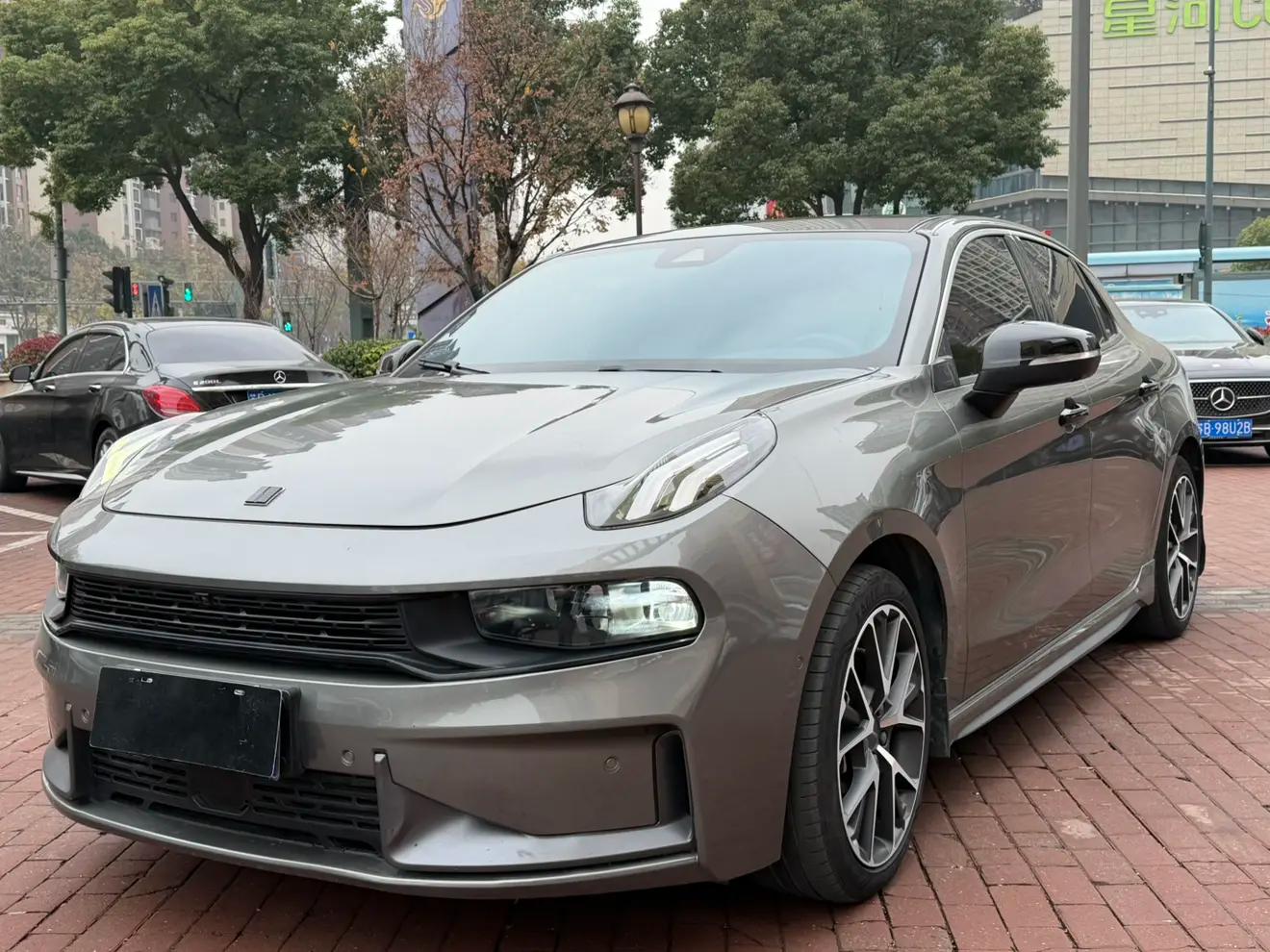 Lynk & Co 03 2021 г. 61032 км.