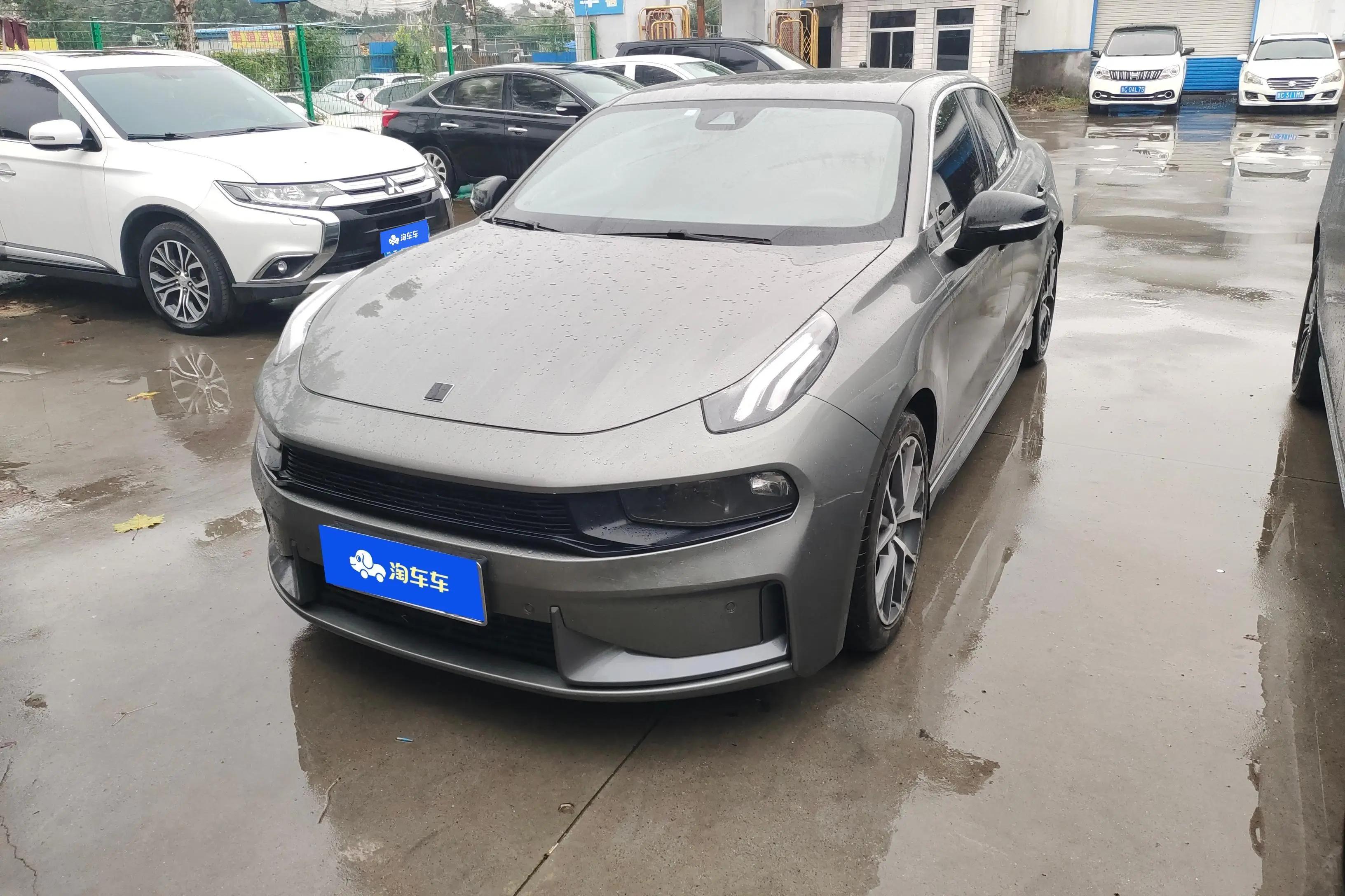 Lynk & Co 03 2022 г. 62934 км.