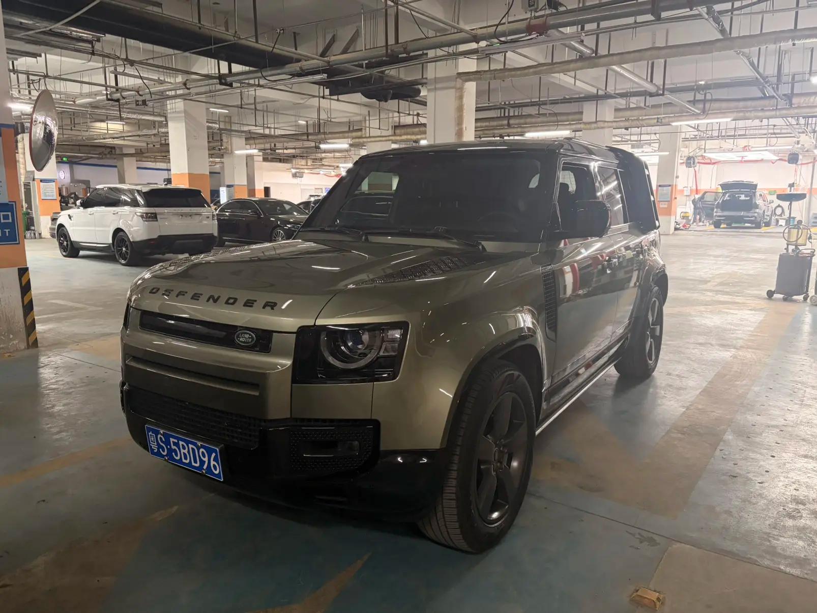 Land Rover Guard 2022 г. 57000 км.