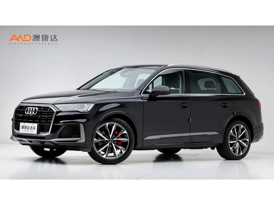 Audi Q7 2021 г. 93726 км.