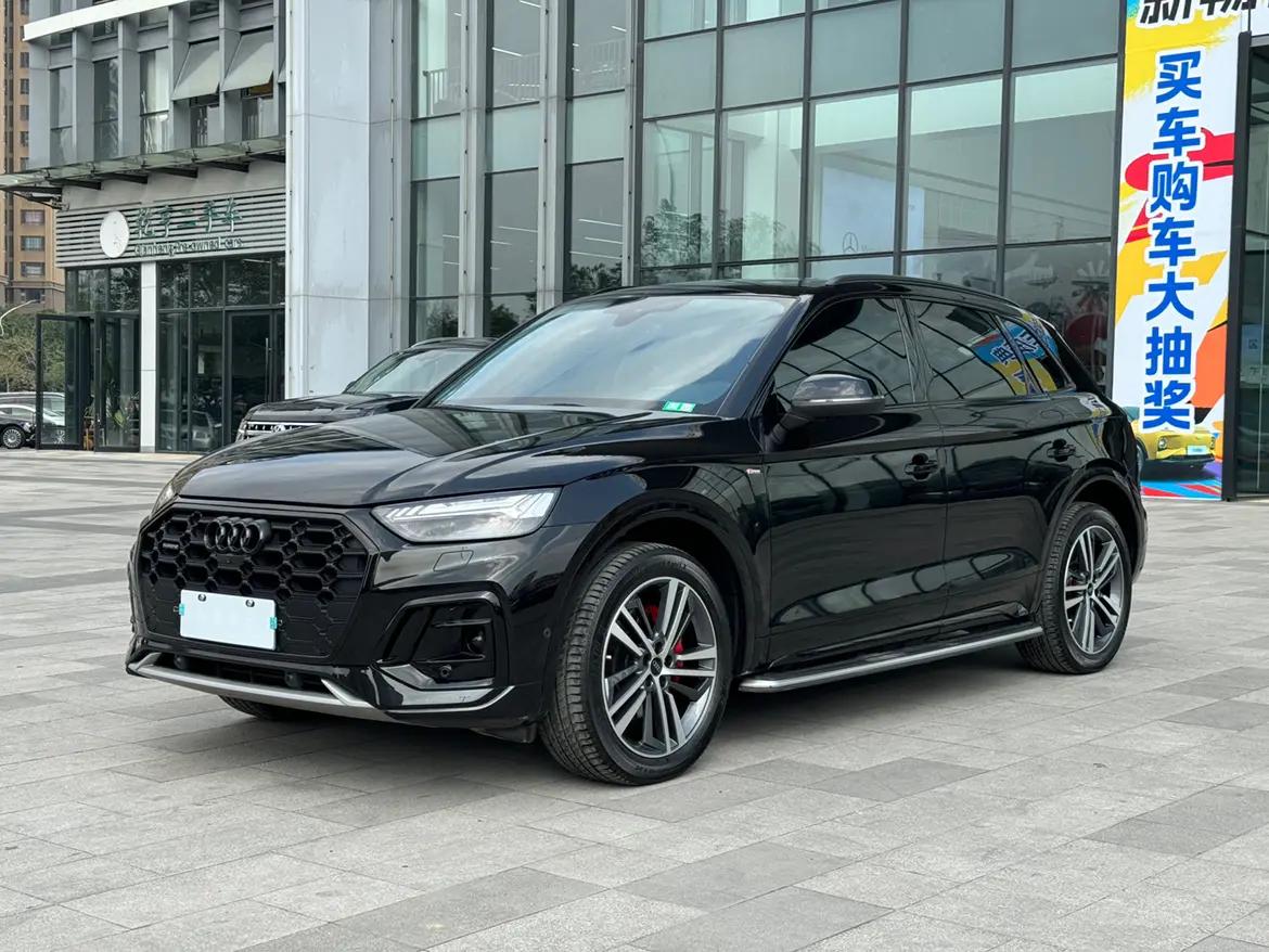 Audi Q5L 2022 г. 59030 км.