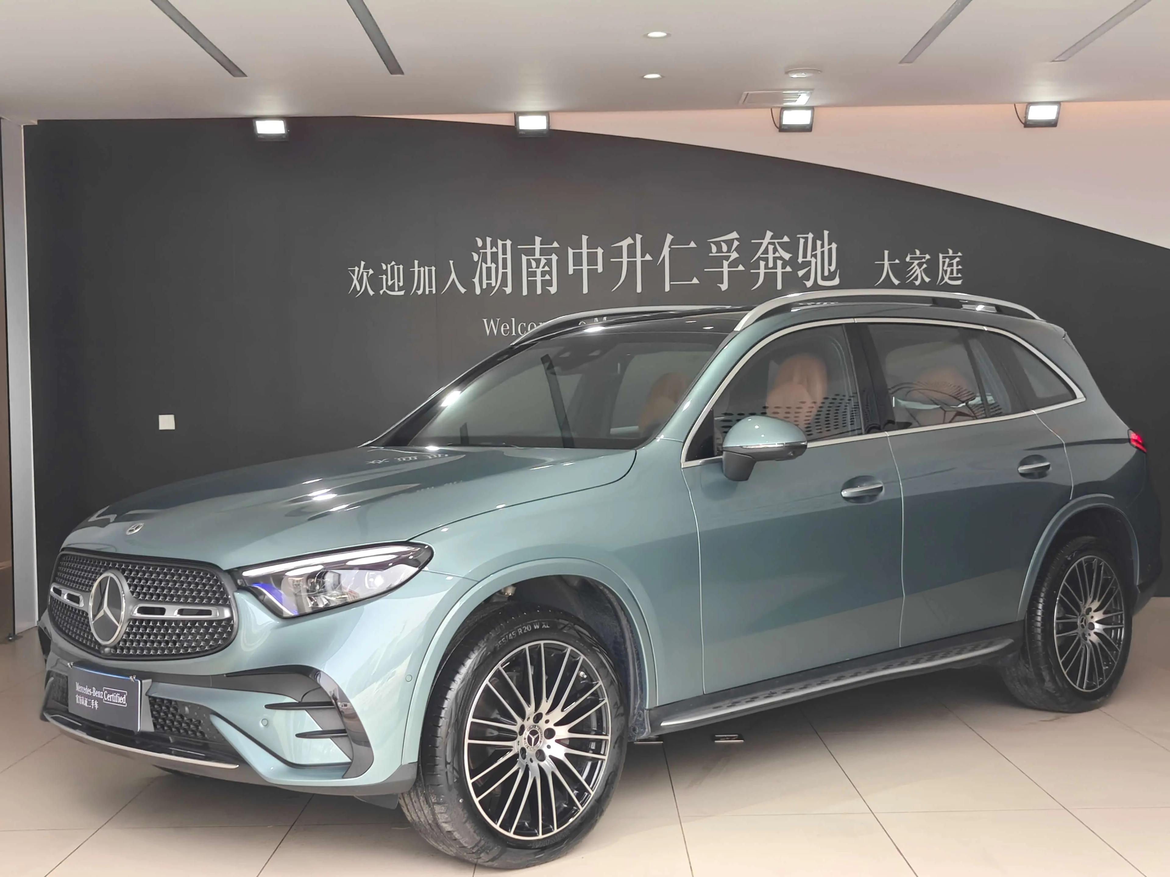 Mercedes-Benz GLC 2024 г. 6711 км.